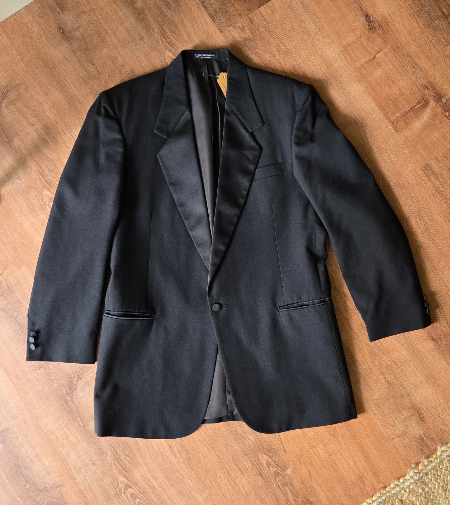 Finati tuxedo jacket