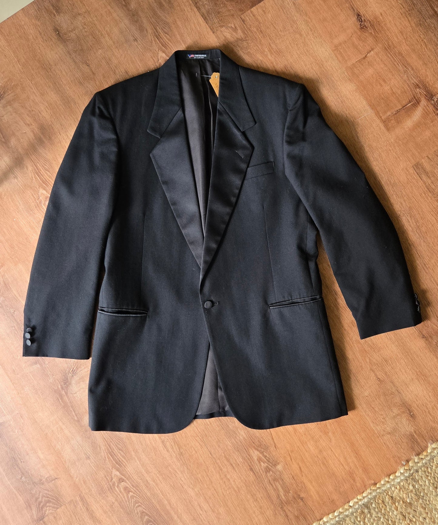 Finati tuxedo jacket