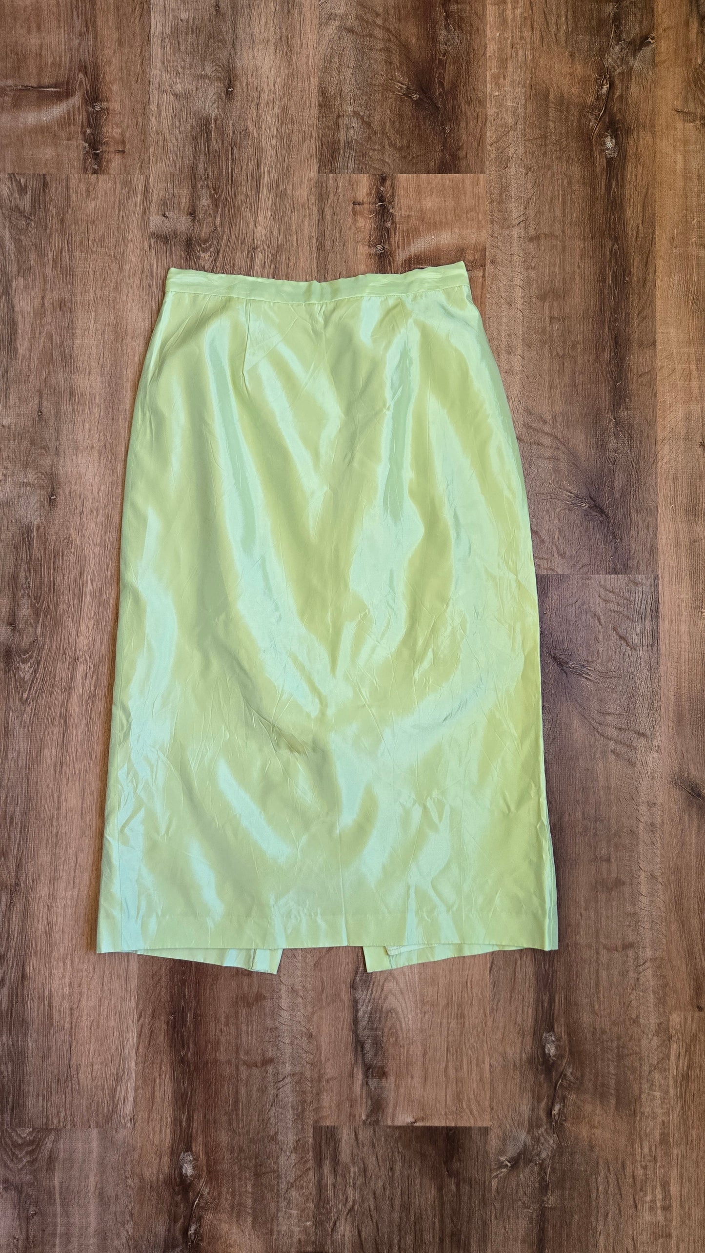 Michaelangelo celery sheen tea skirt