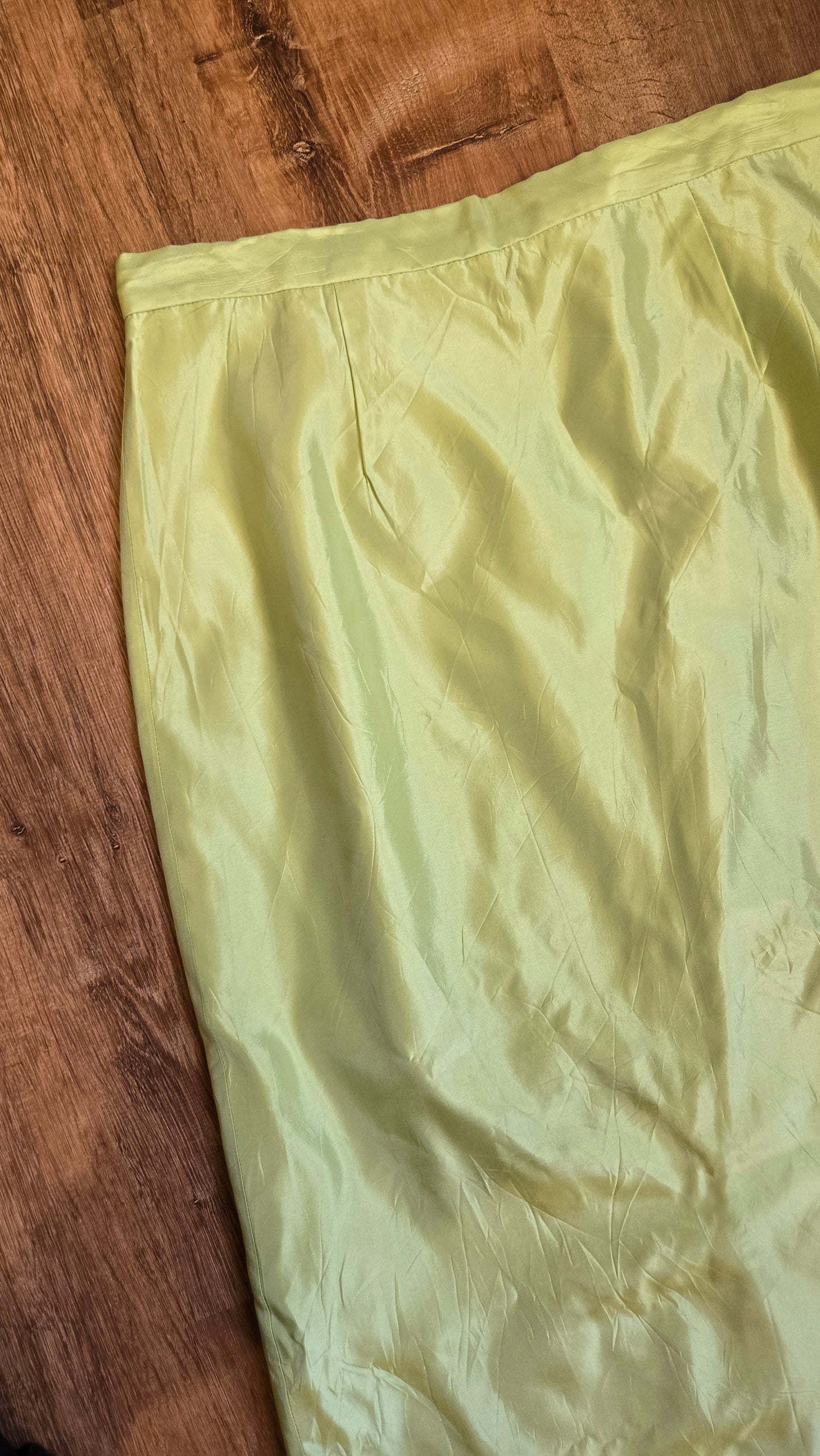Michaelangelo celery sheen tea skirt