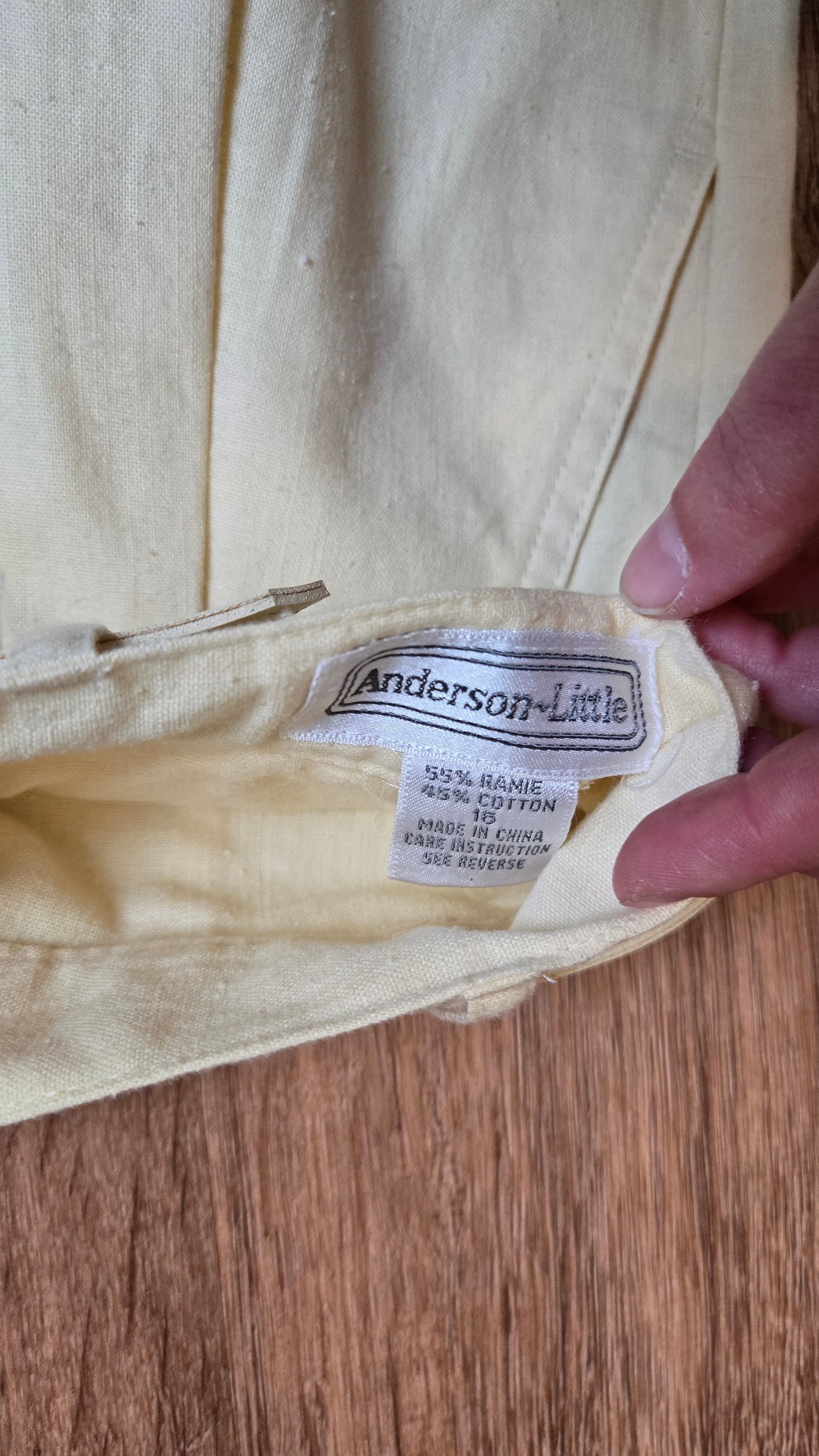Pale yellow pants w belt