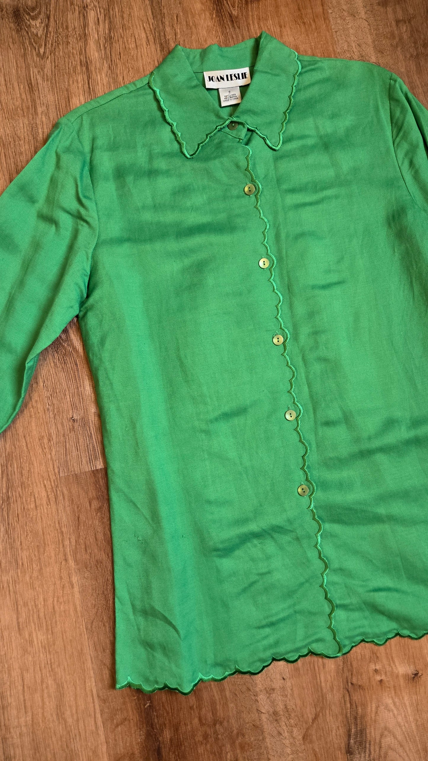 Joan Leslie green scallop linen shirt
