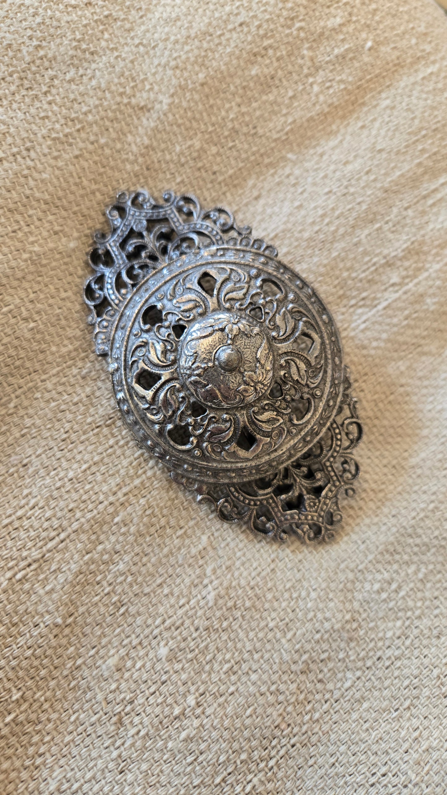 Italian renaissance decorative clip