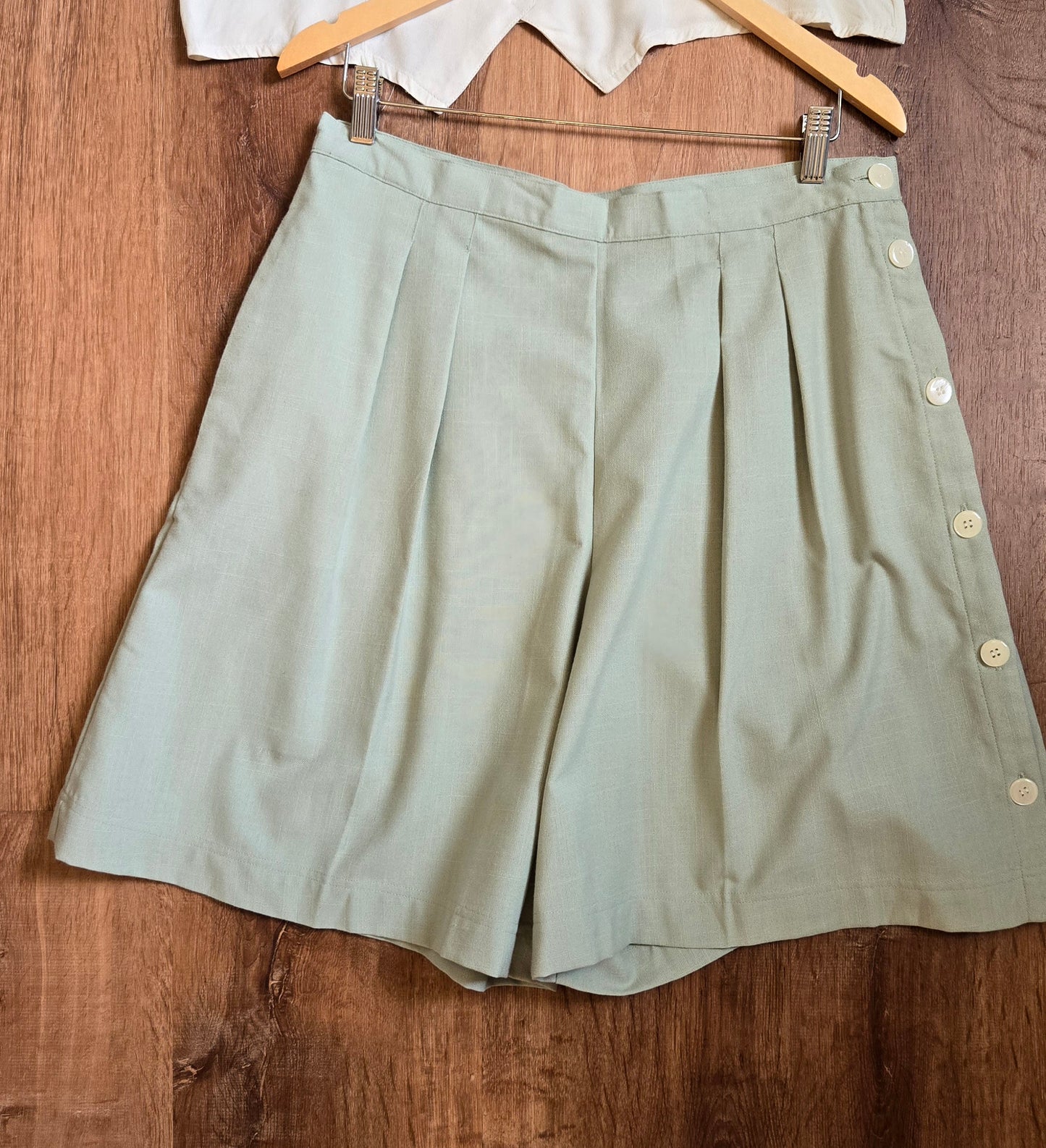 Bentley seafoam button shorts