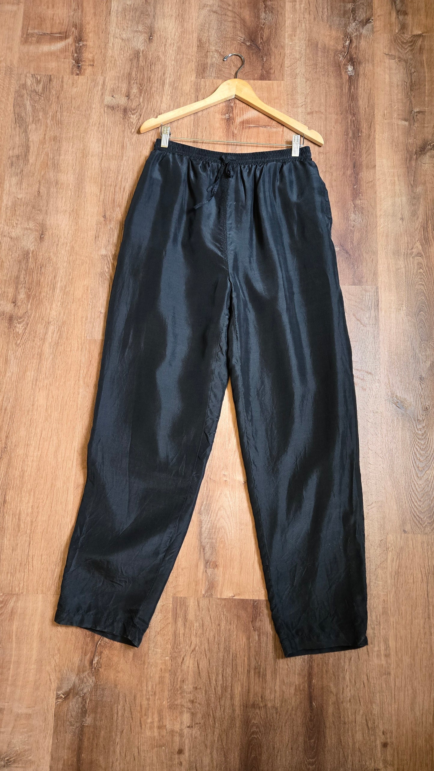 Fu Da black silk joggers