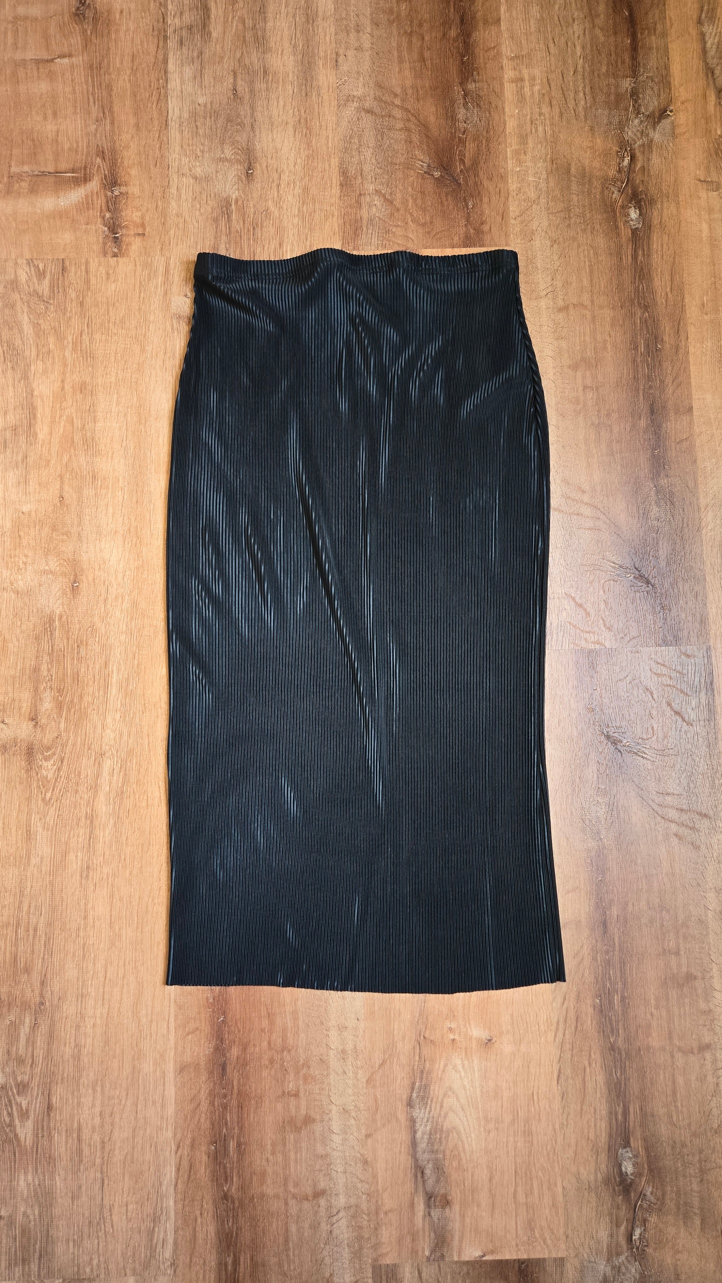 The Limited black micropleat skirt