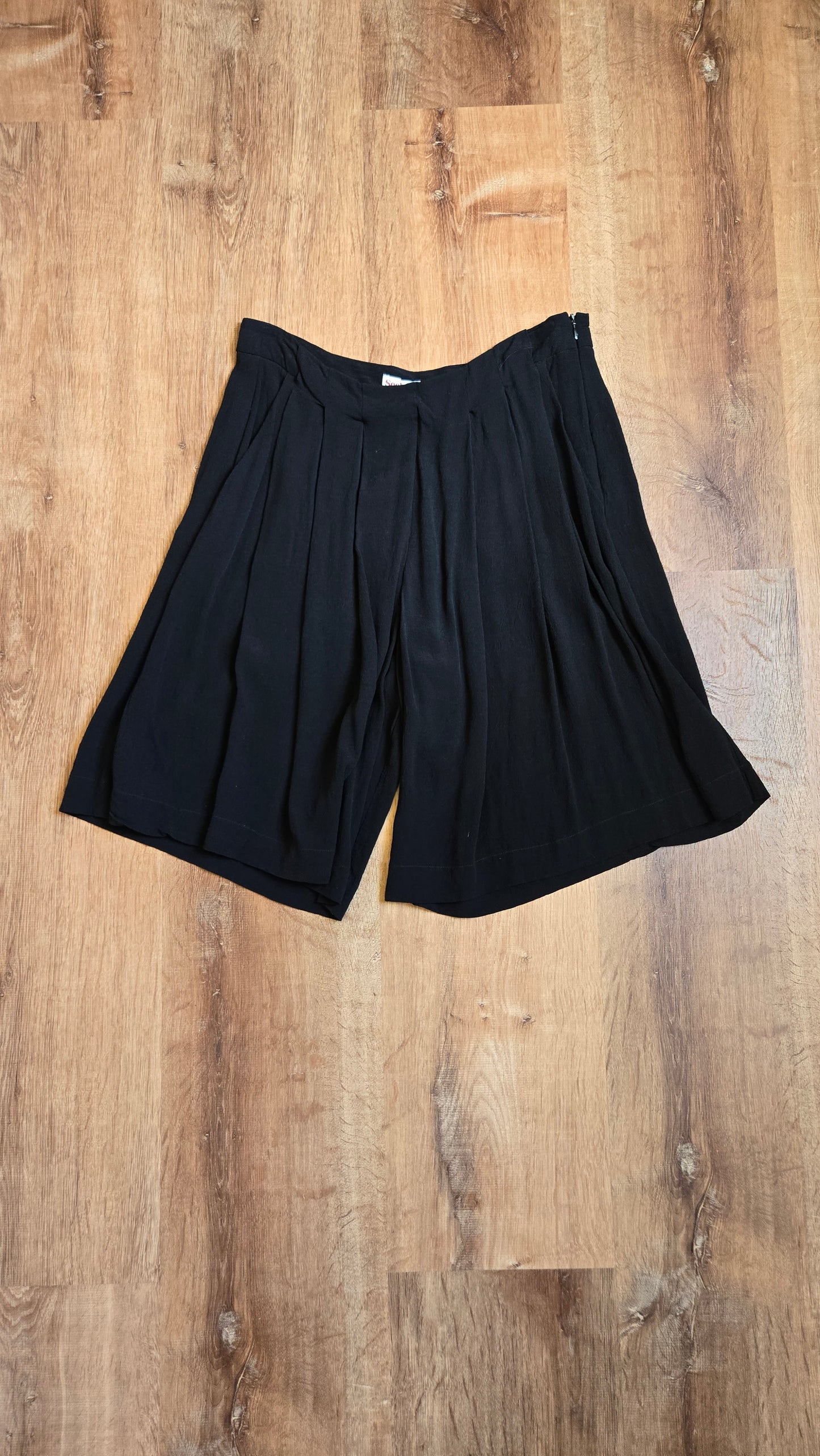 See by Chloe pleated wide leg shorts