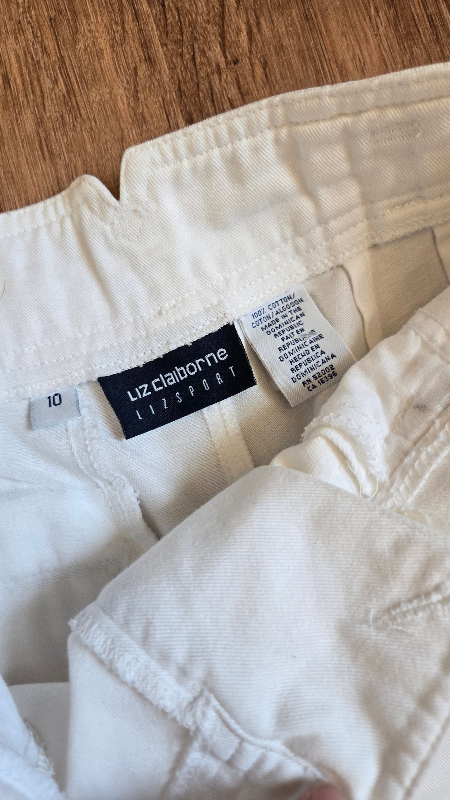 LizSport white summer trousers