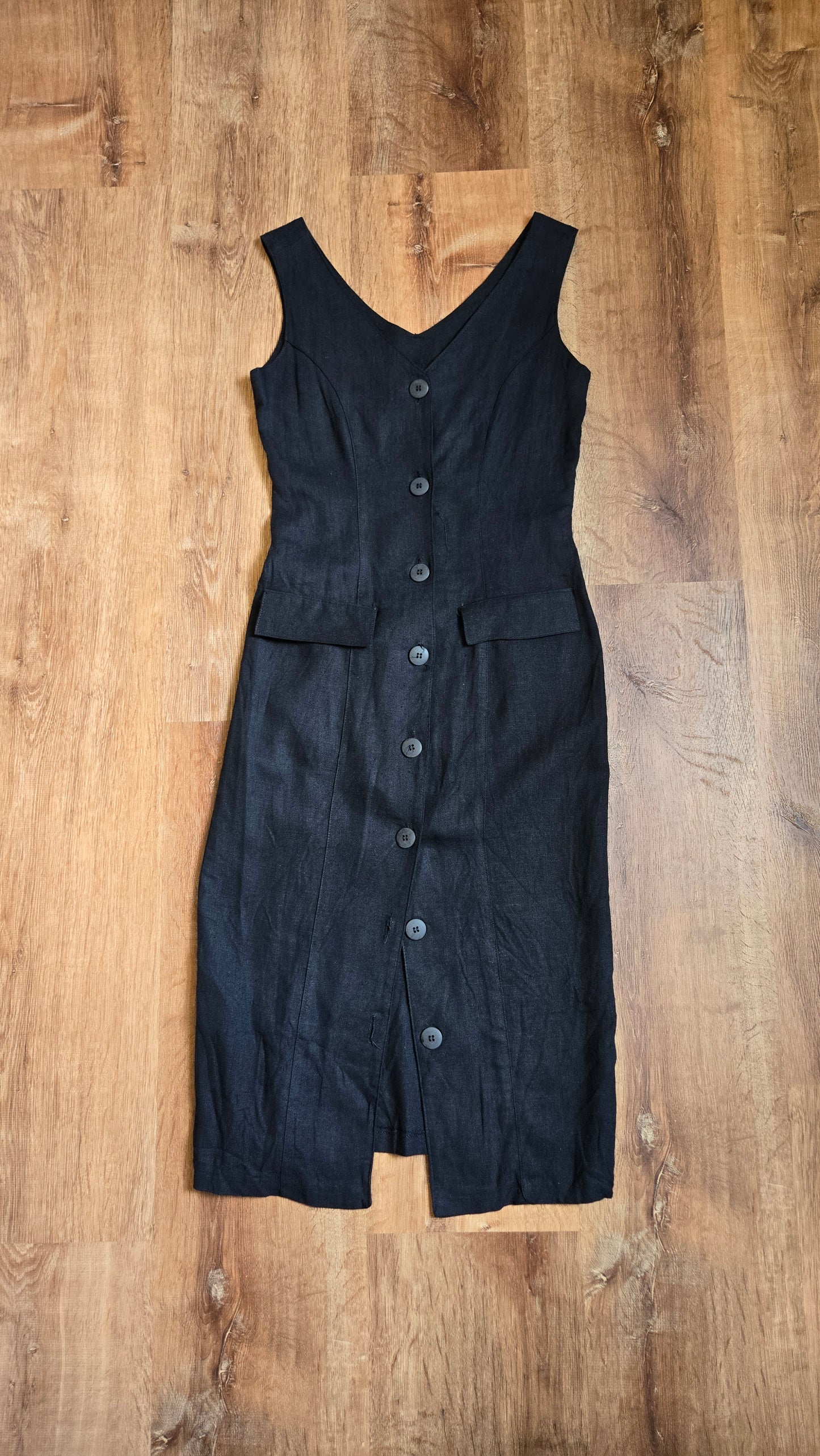 Ikkedi Who black vest dress