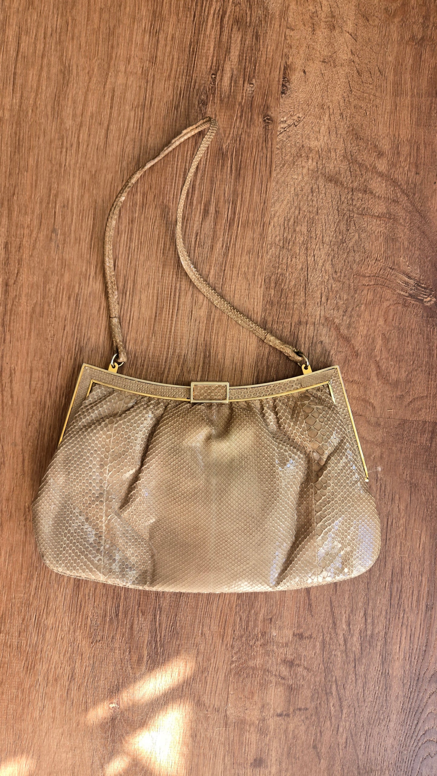 Colombetti tan snake clutch