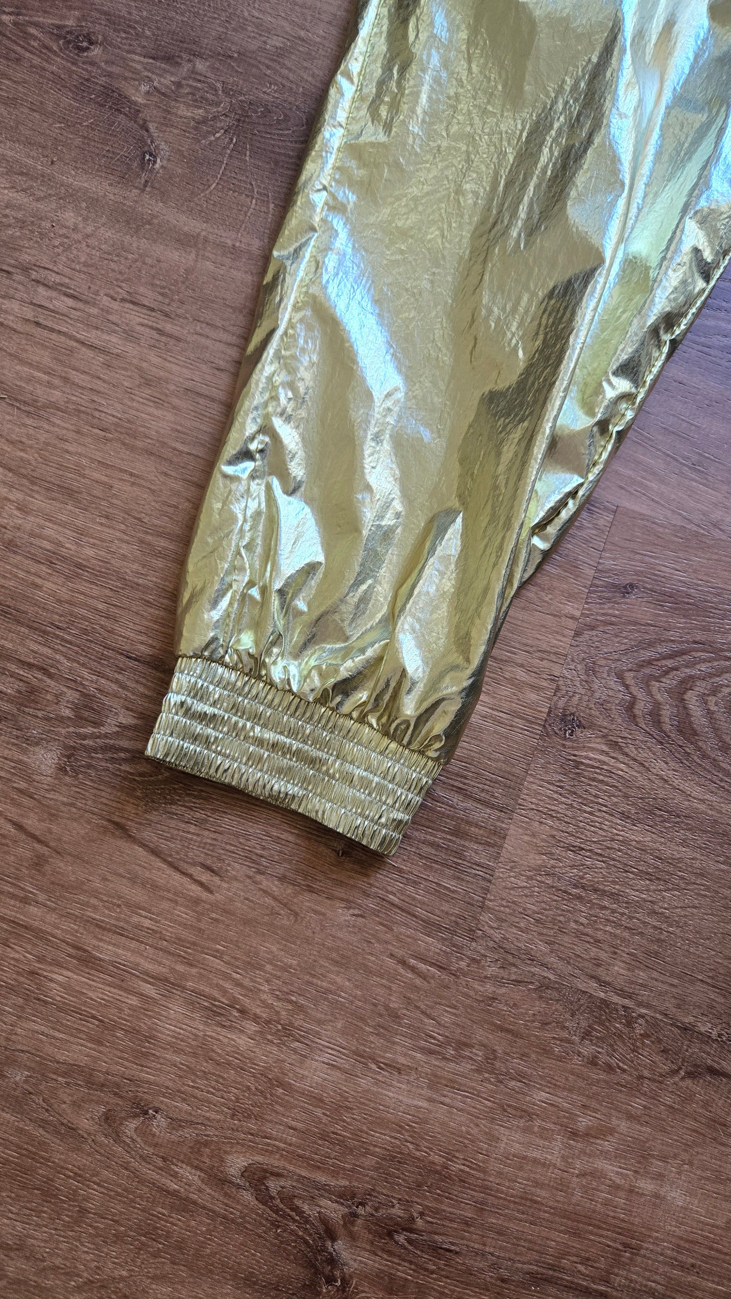 Victoria Sport gold cargo joggers