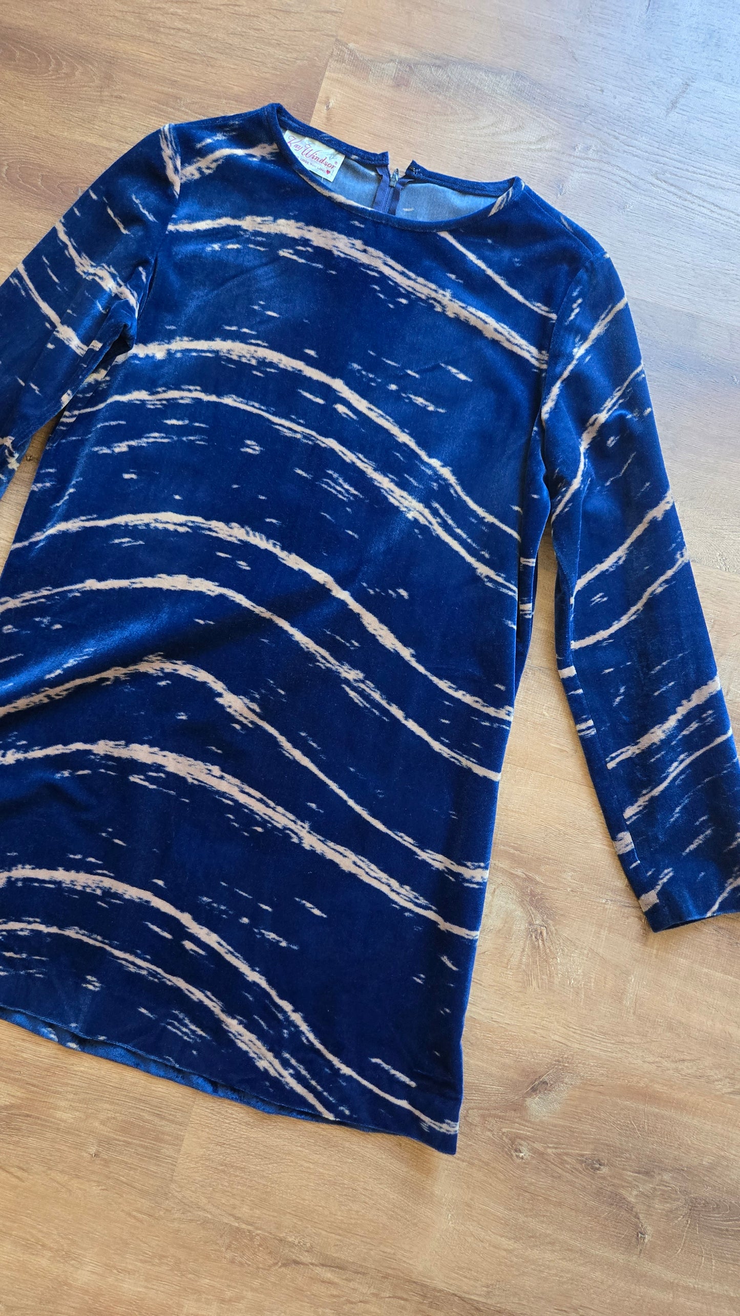 Kay Windsor navy print velour dress