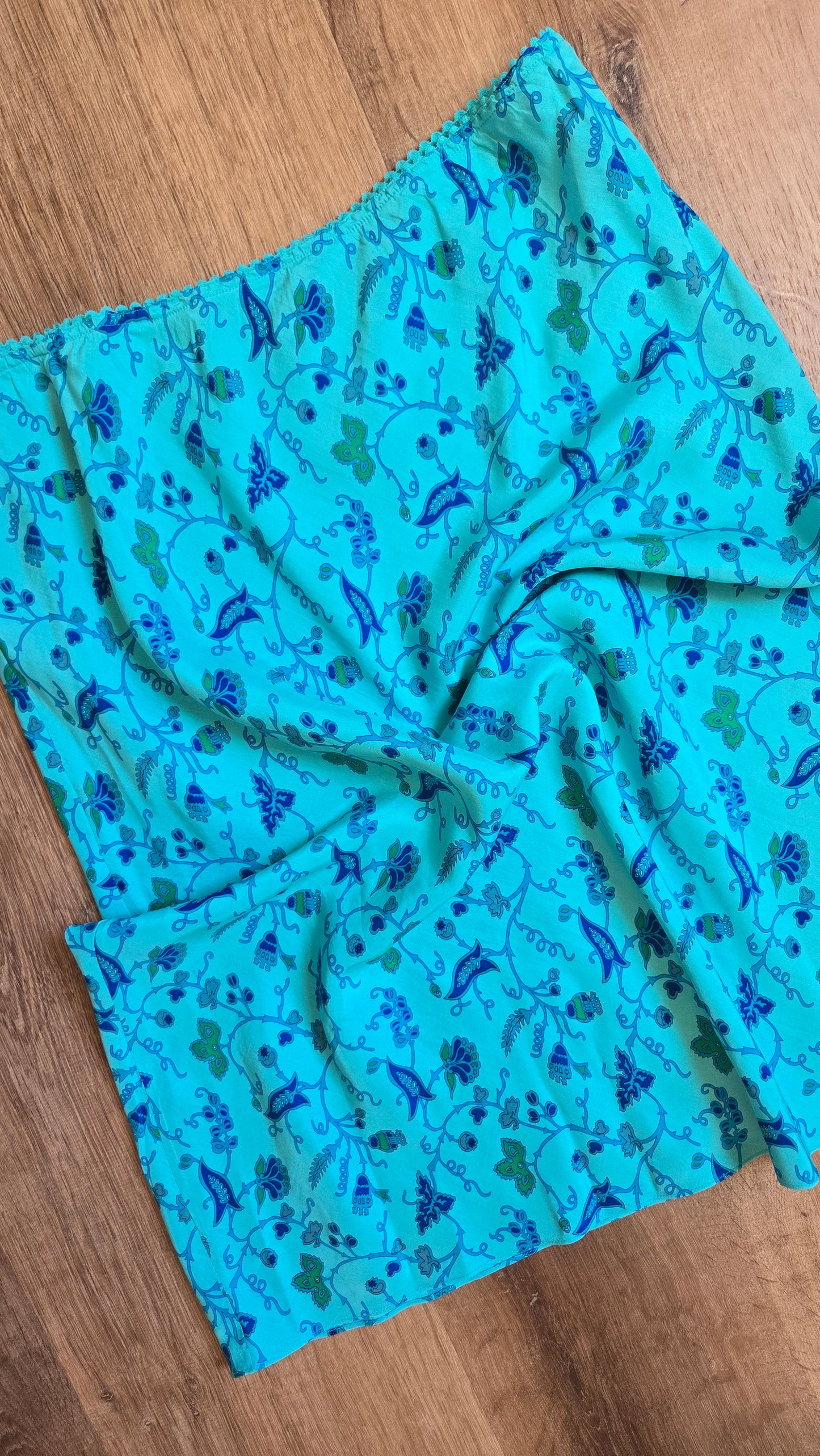 NY & Co silk floral slip skirt