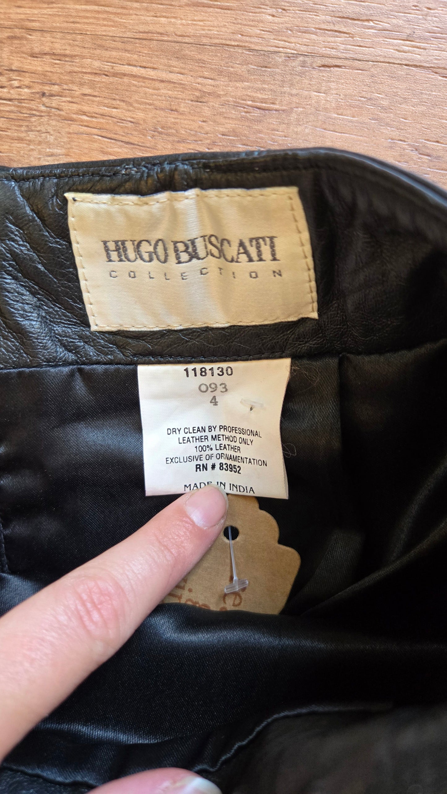 Hugo Buscati black leather miniskirt