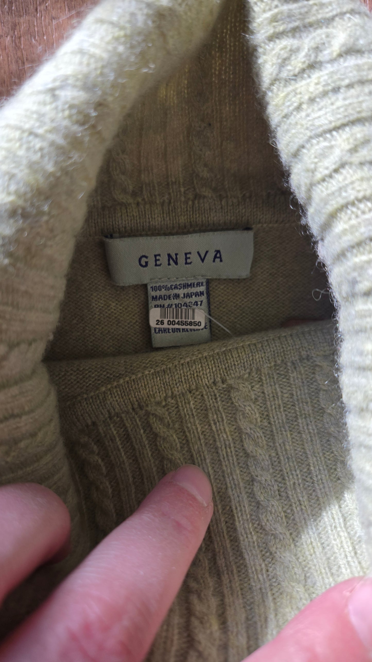 Sage cashmere turtleneck