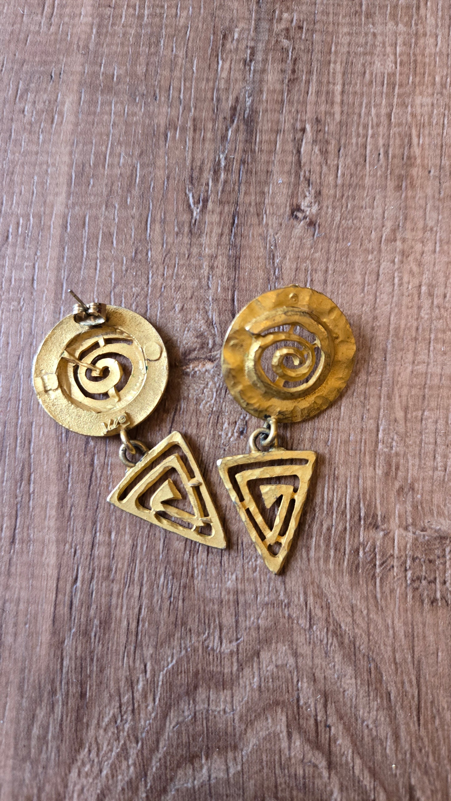 Brushed gold spiral earrings