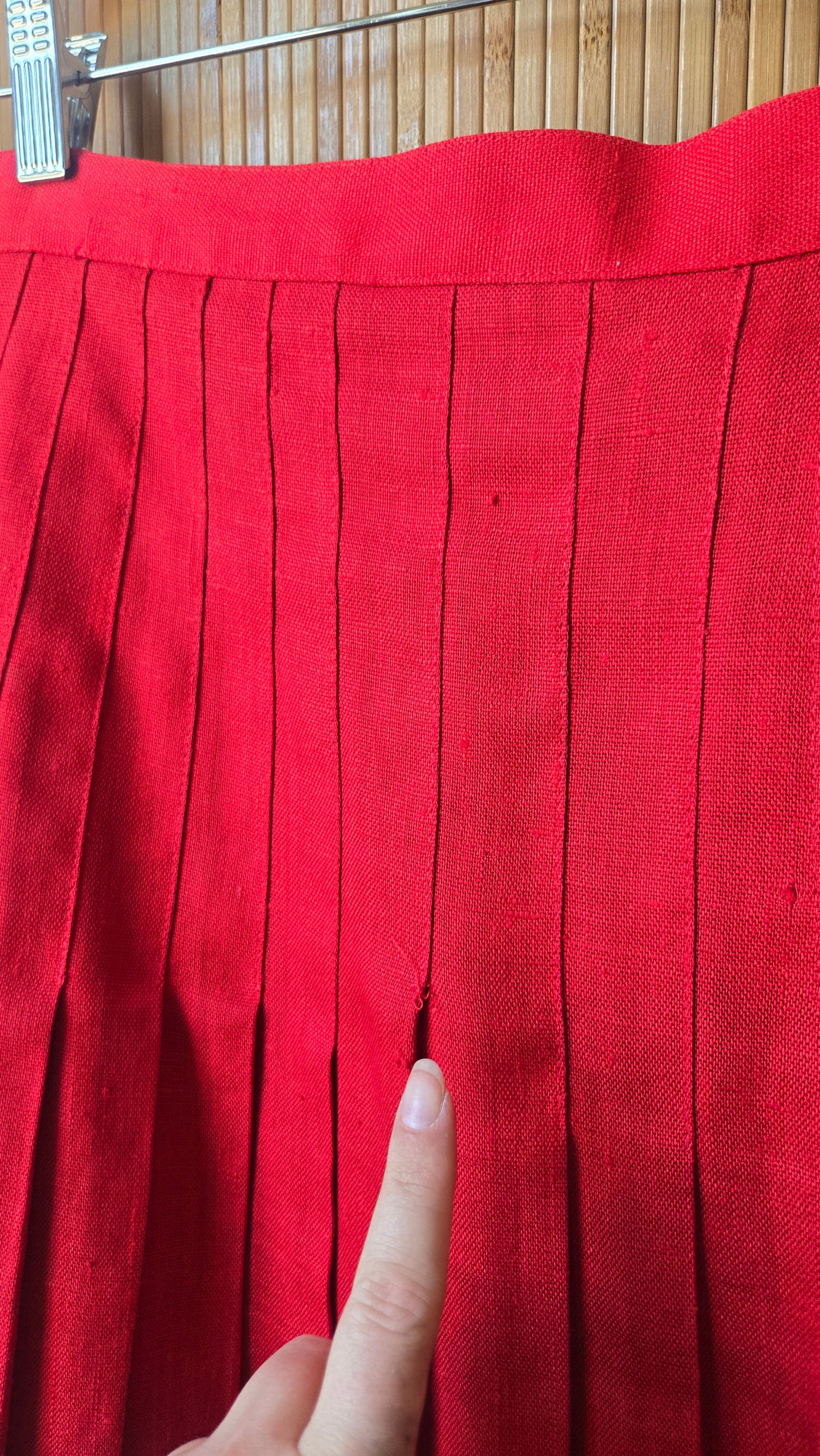 Red heavy linen pleated skirt