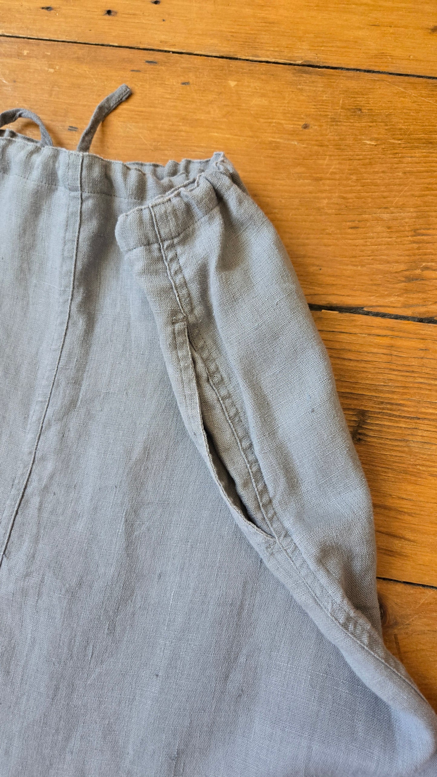 Gap grey linen skirt w pockets