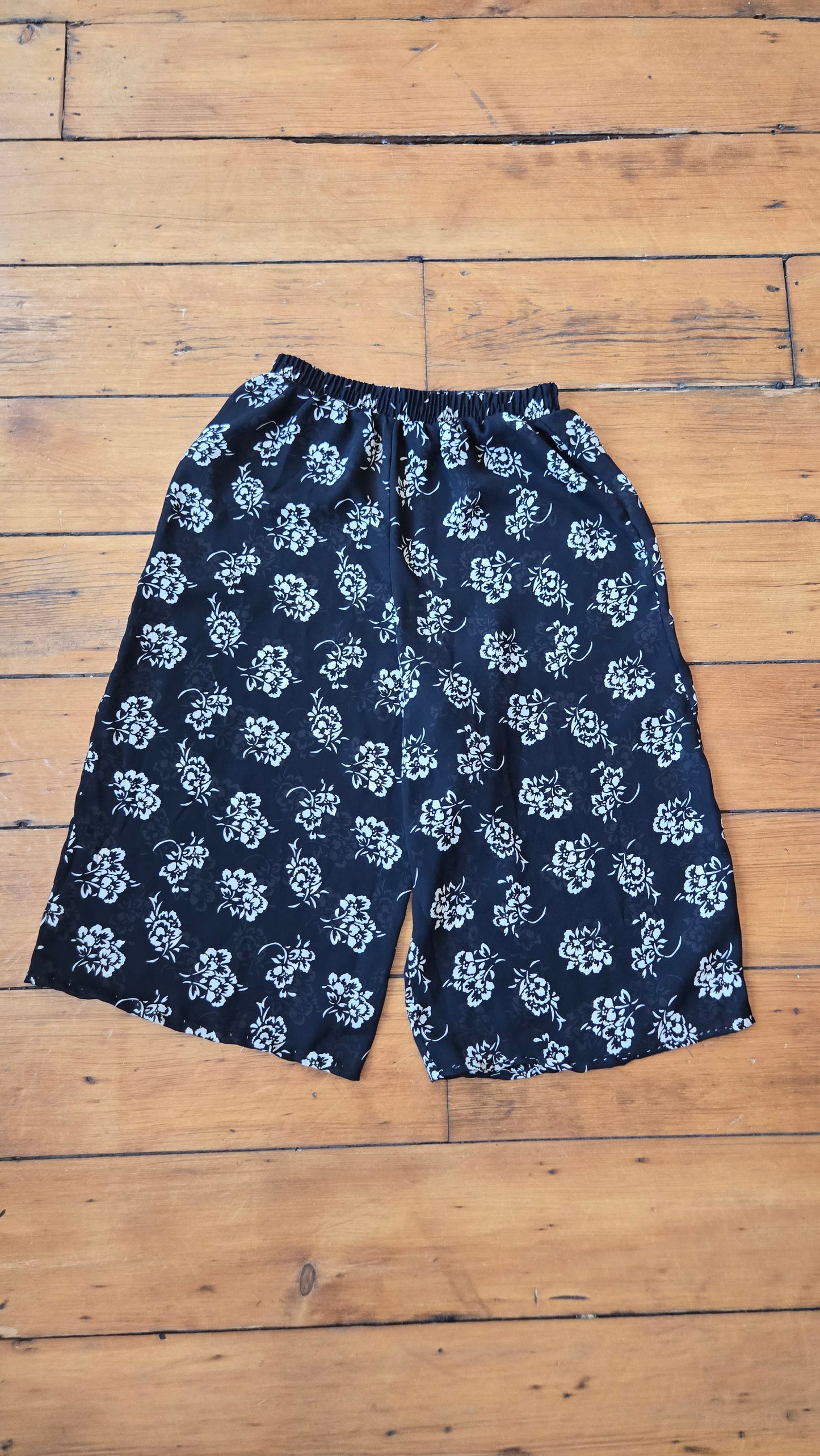 Sheer floral culottes