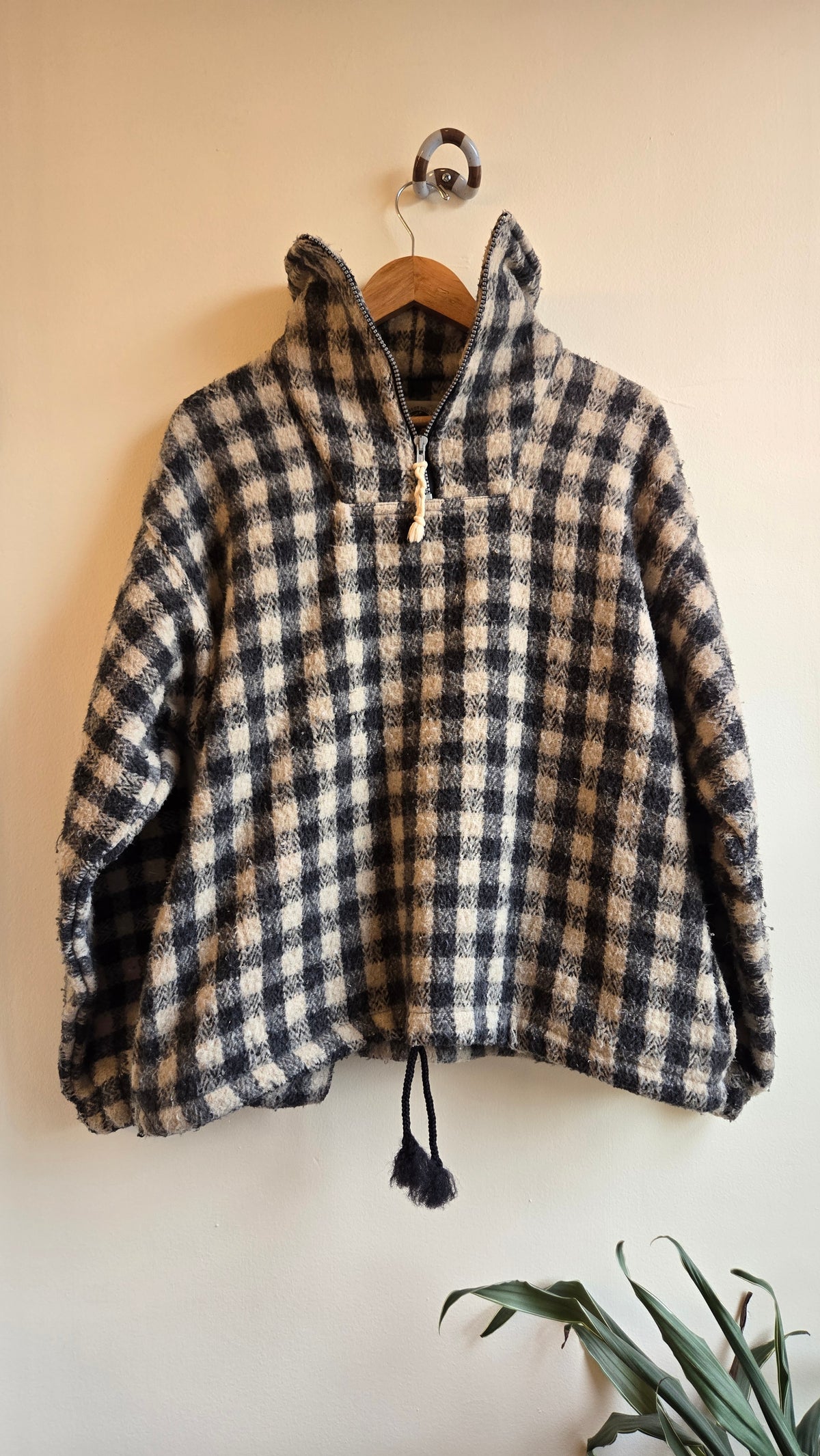 Earth ragz plaid hefty pullover