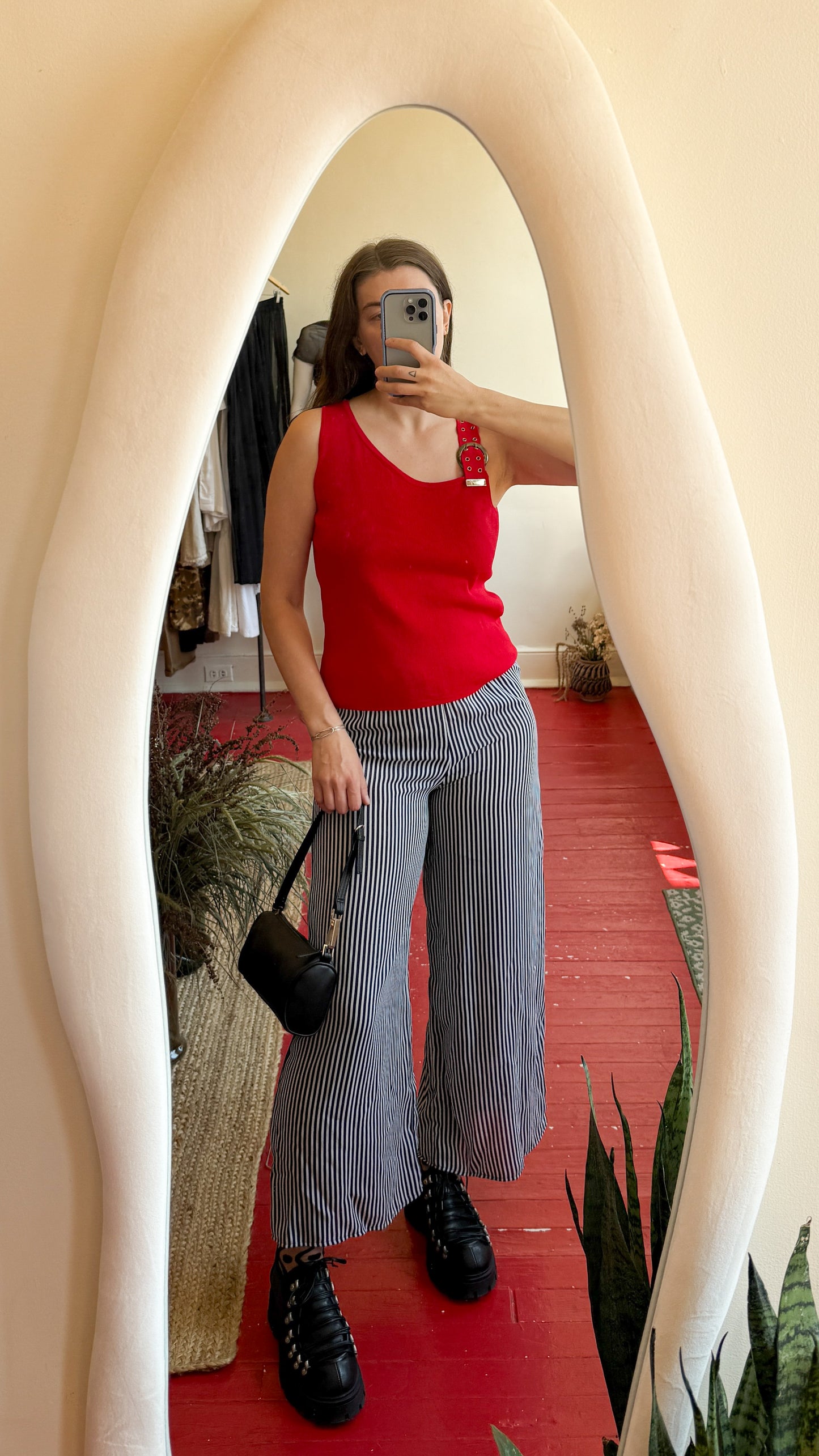 JAC red buckle tank!