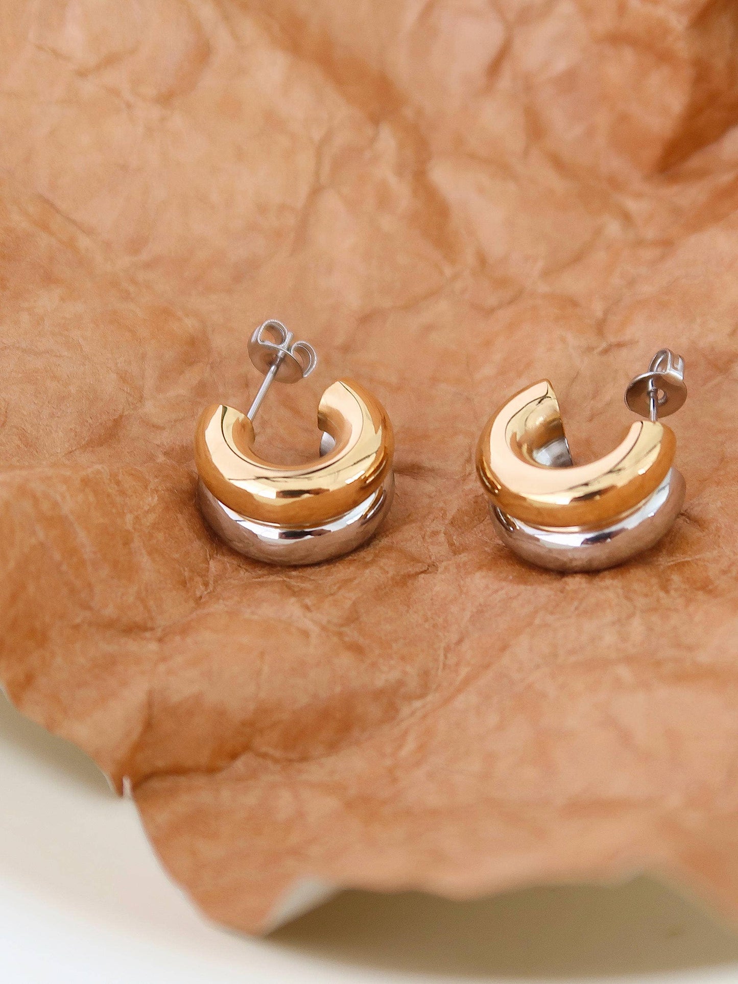 Emma Double Hoop Earring: Silver