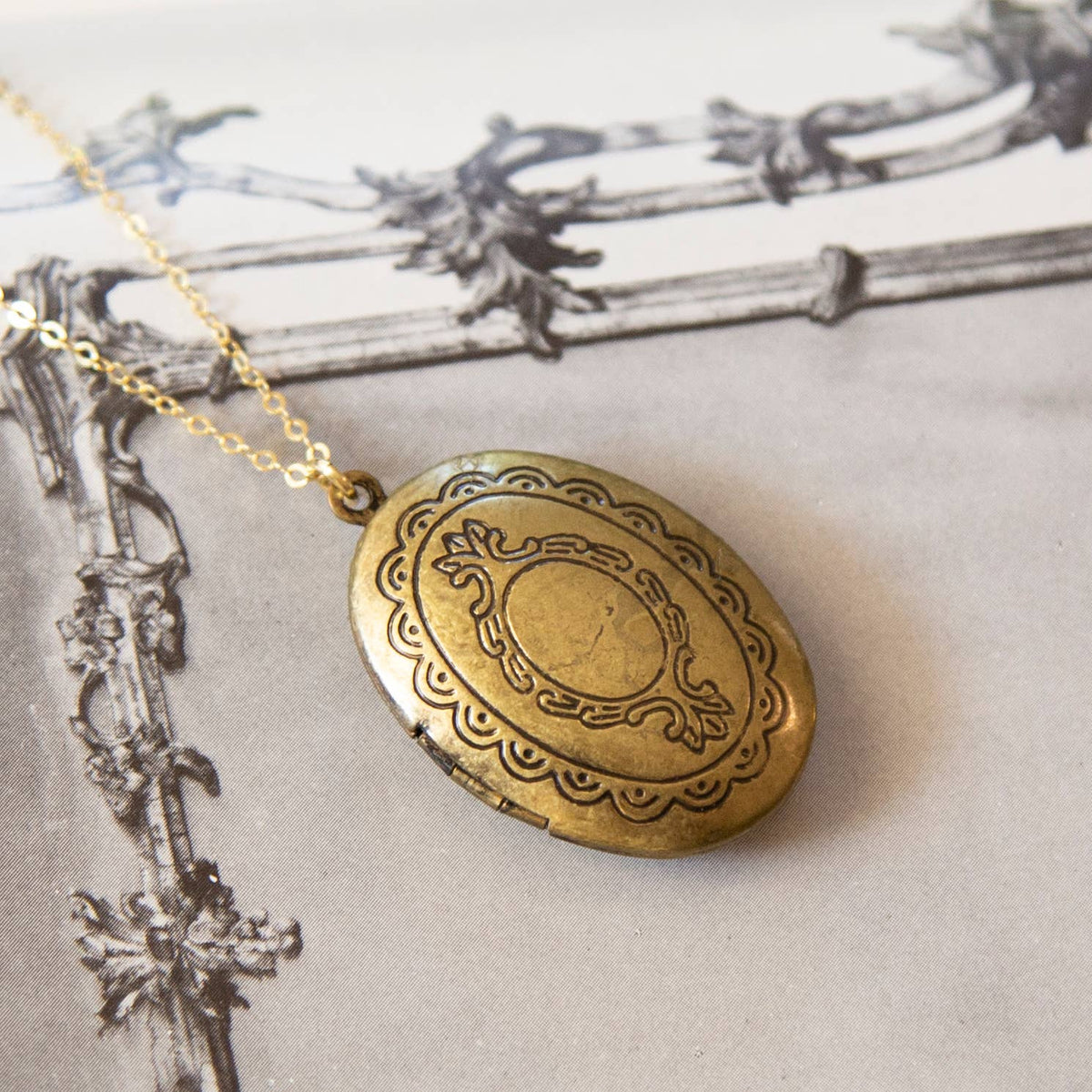 Vintage Large Antique Brass Oval Locket