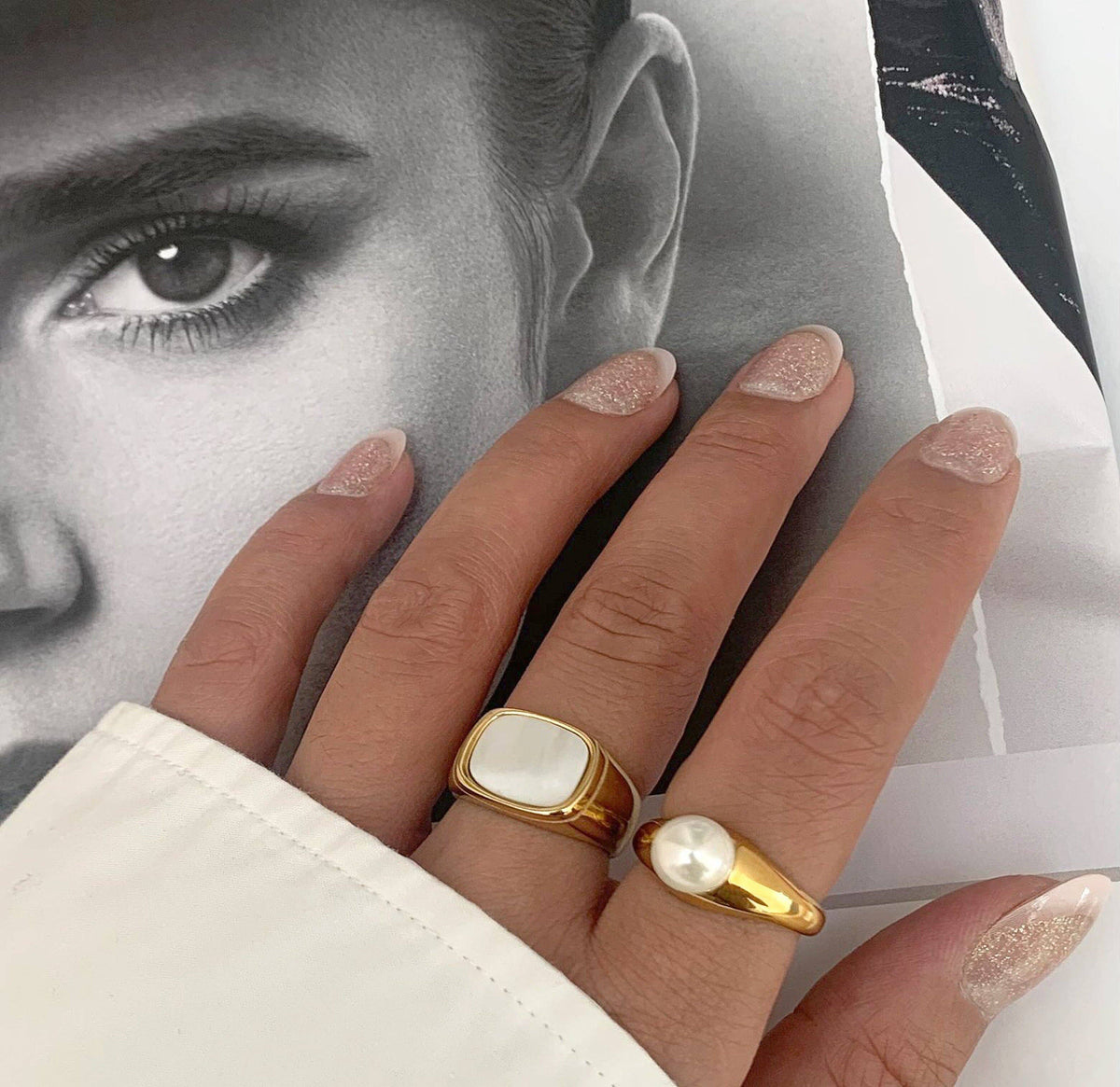 THEA GOLD PEARL SIGNET RING: 8