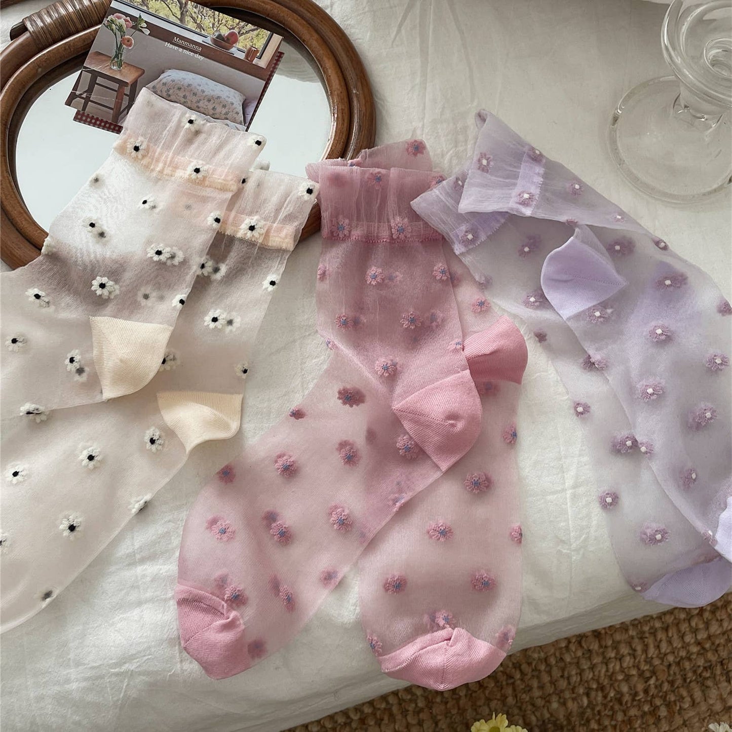 Sheer daisy flower socks