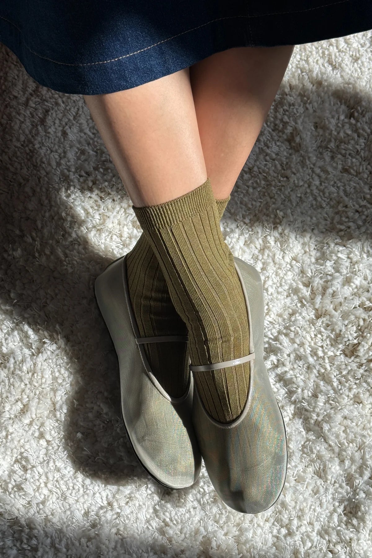 Her socks - pesto