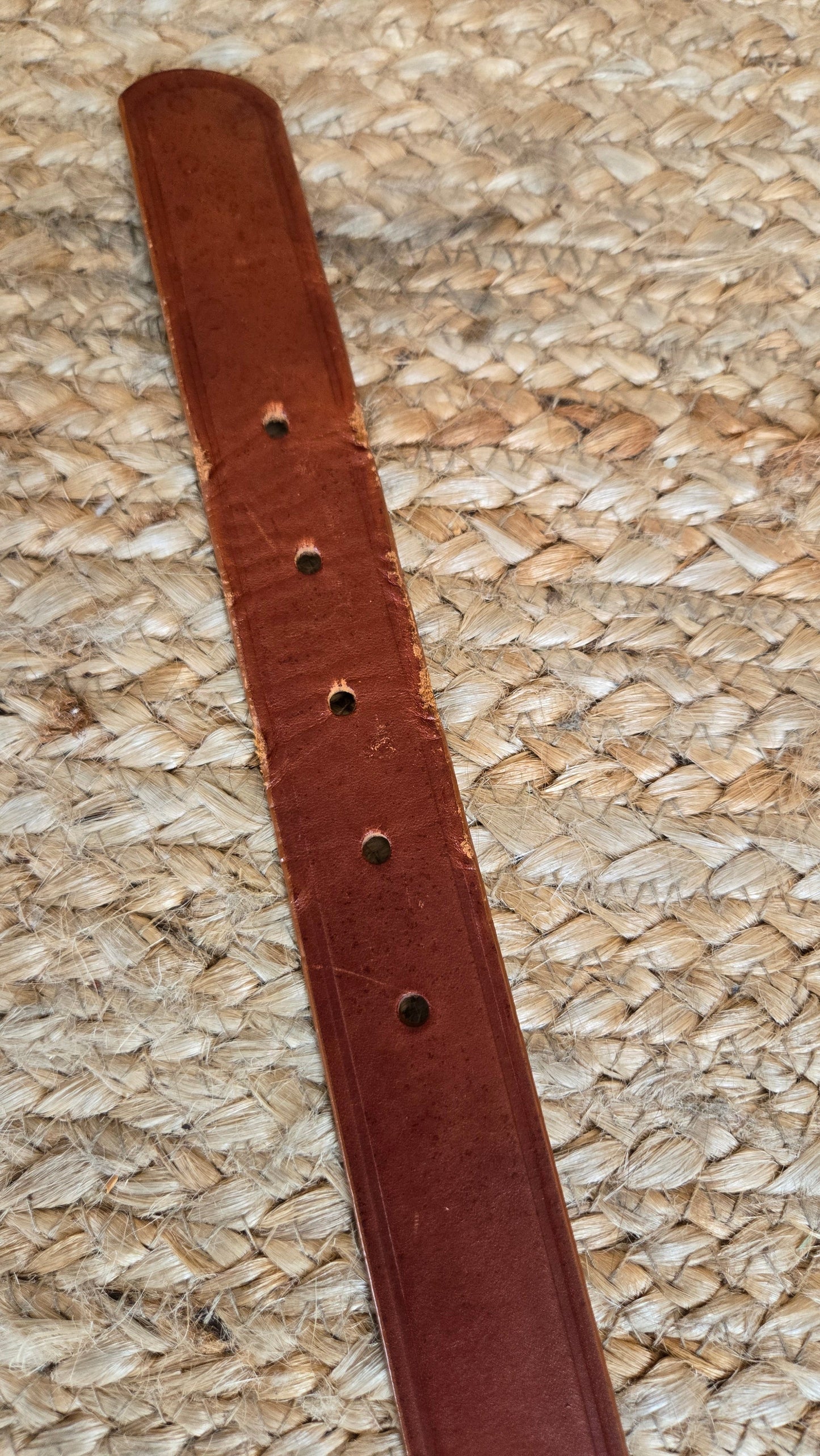 Liz brown leather belt w brass buckle