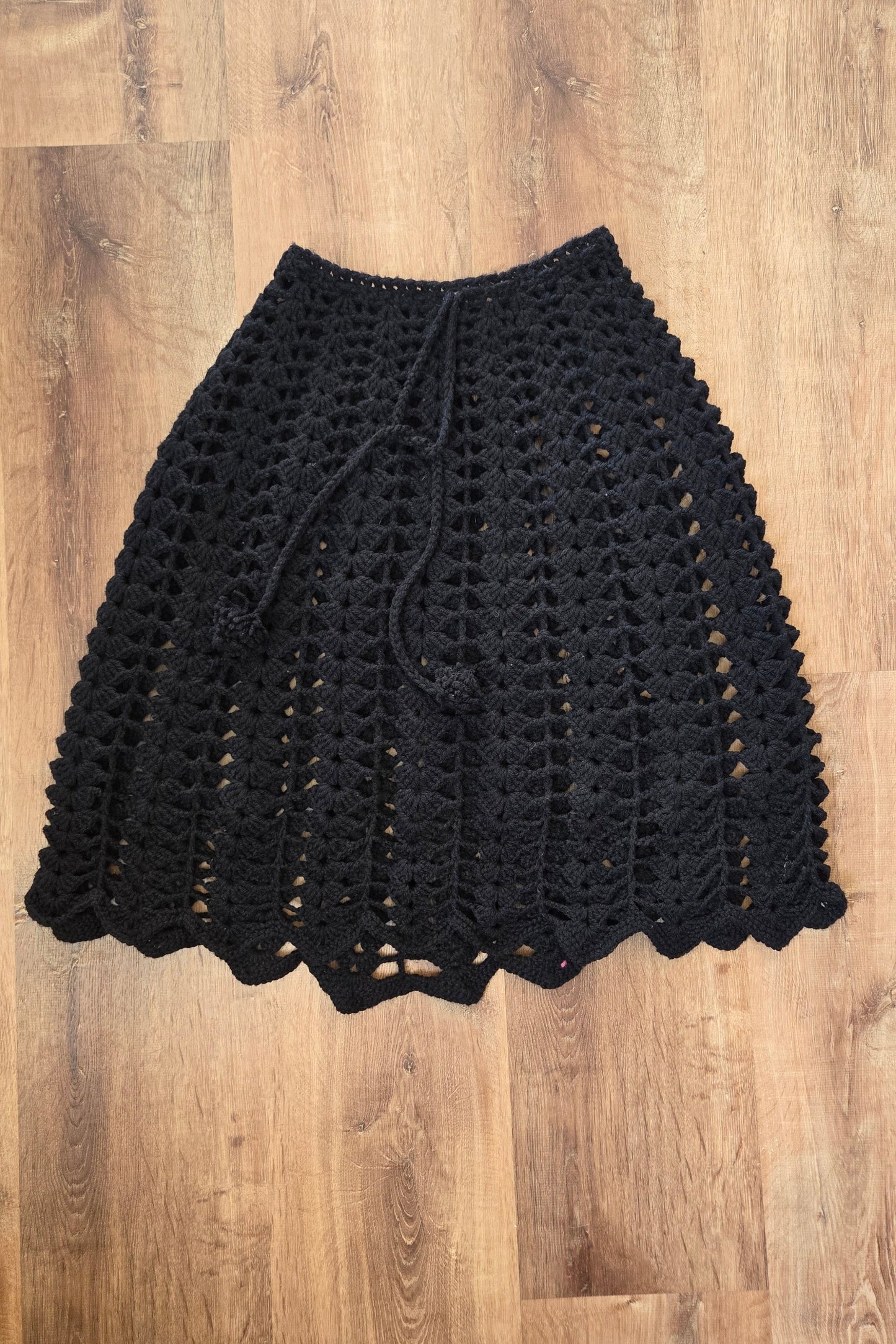 Black handmade "shell" crochet skirt