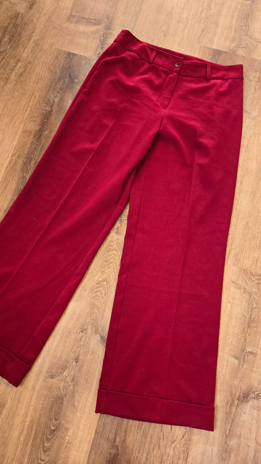 Leslie Fay maroon cuffed pants