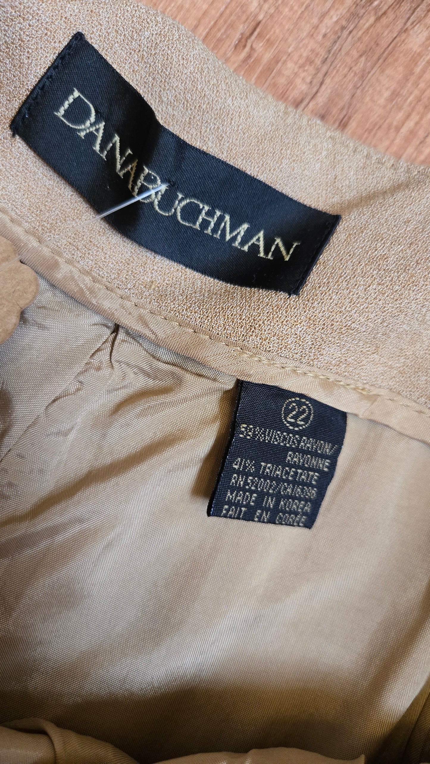 Dana Buchman beige woven high waist pants