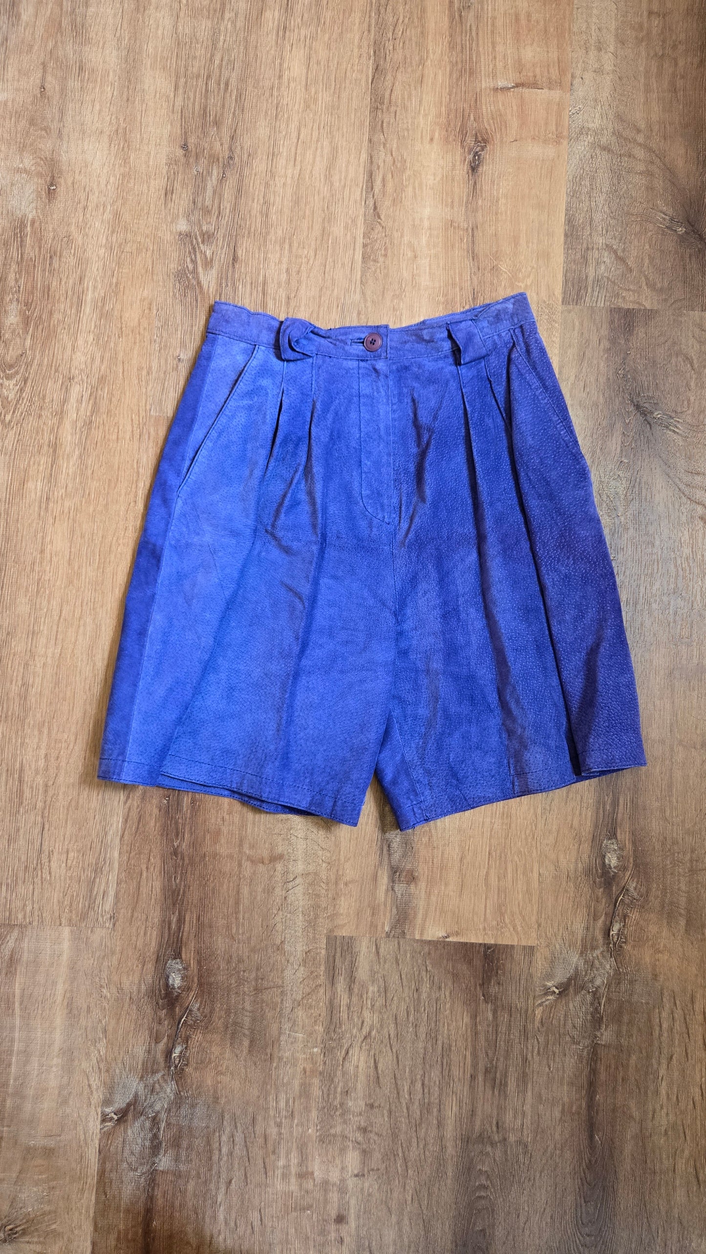 Pensez a moi purple suede shorts