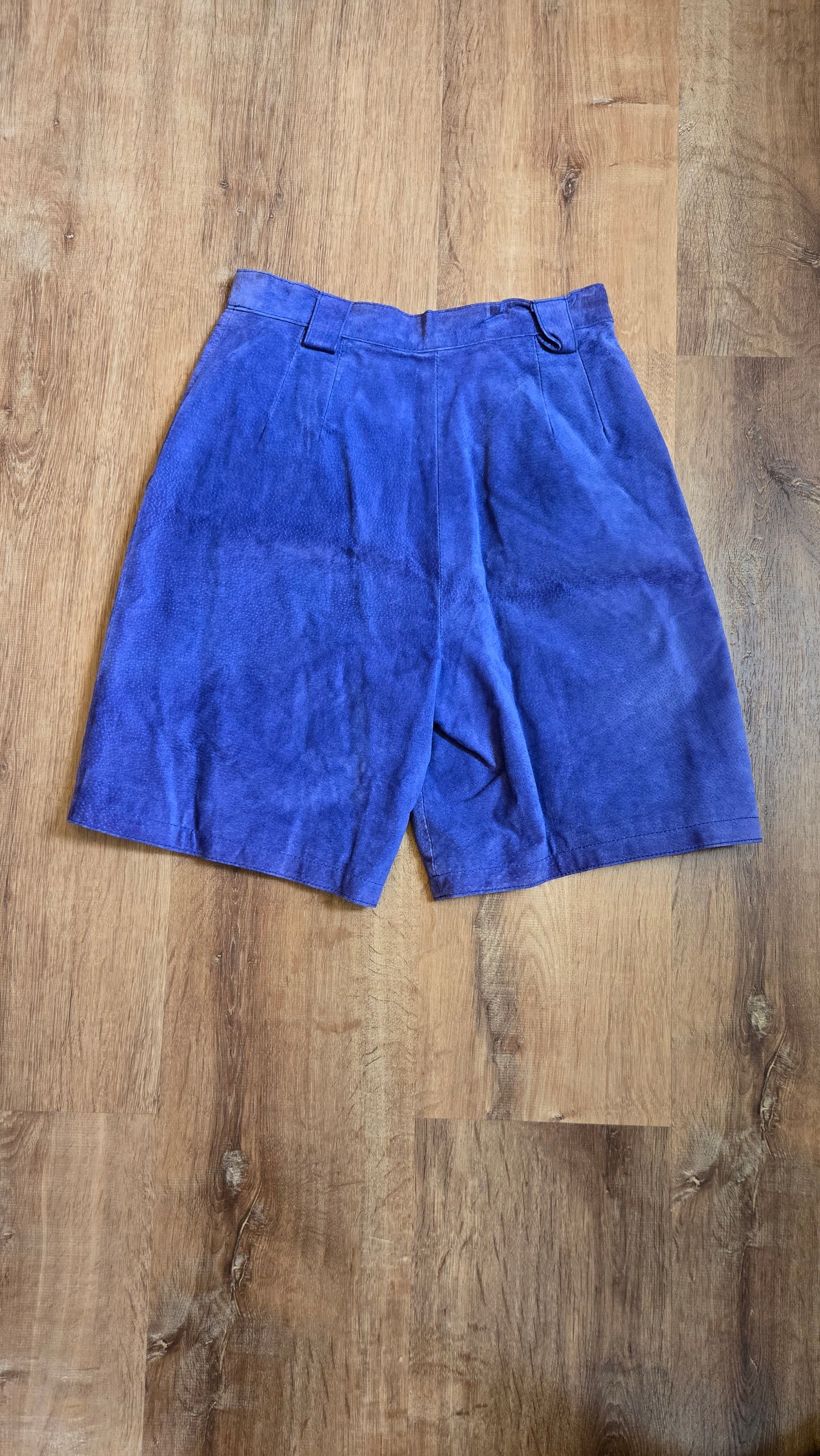 Pensez a moi purple suede shorts