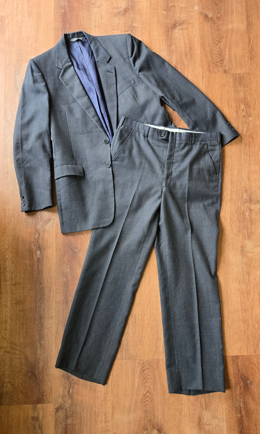 Dior dark grey textured suit