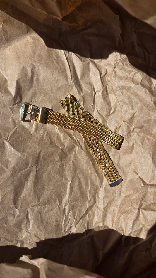 Gold mesh belt choker