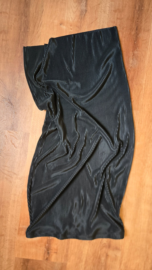 The Limited black micropleat skirt