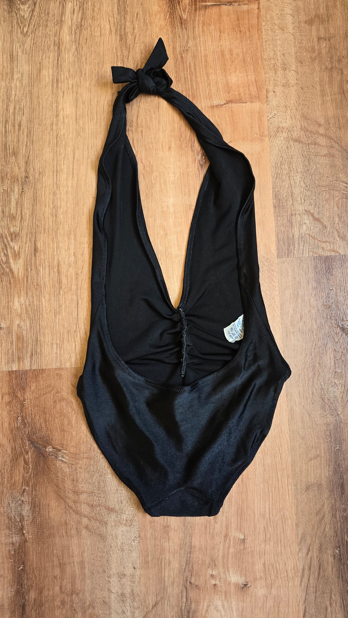 Deep plunge backless bathing/body suit
