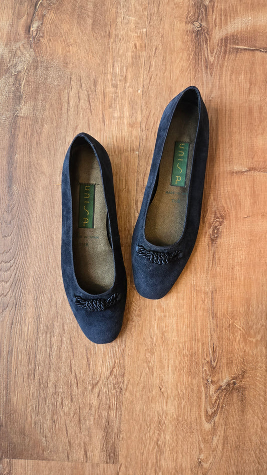 Unisa navy suede flats, sz 7
