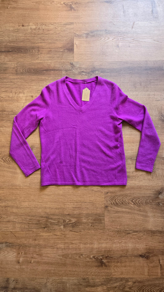 Purple cashmere vneck sweater