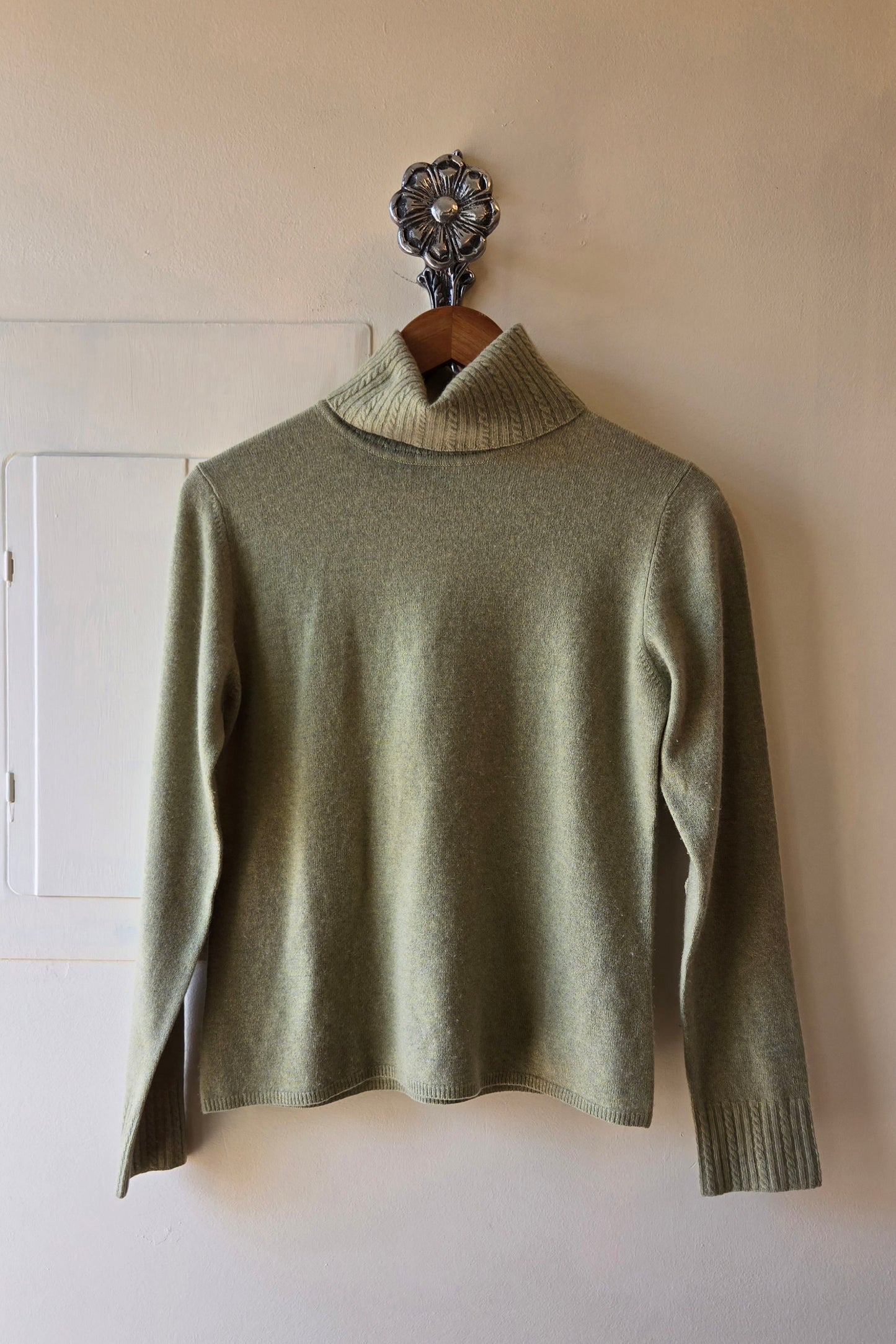 Sage cashmere turtleneck