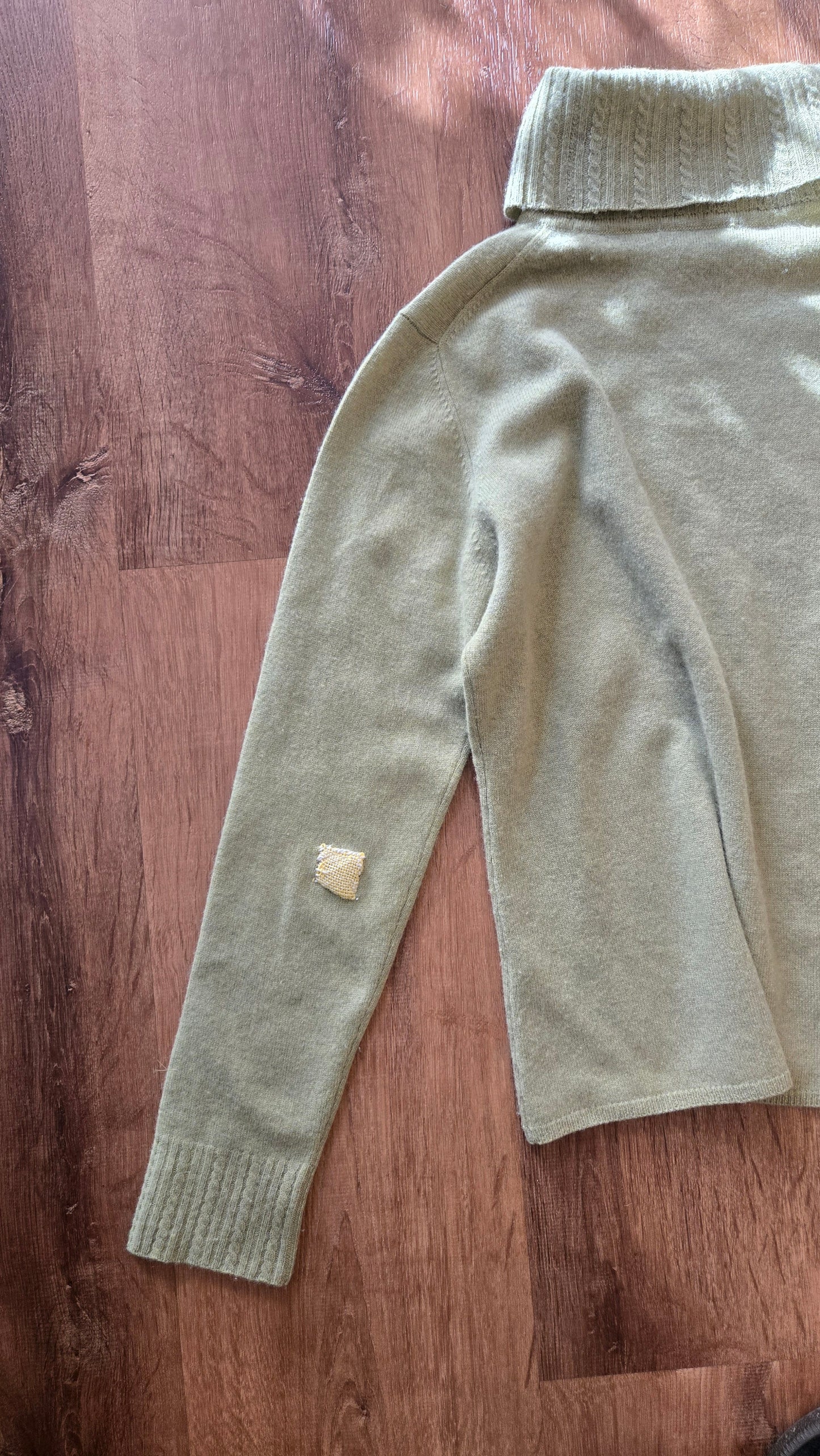 Sage cashmere turtleneck