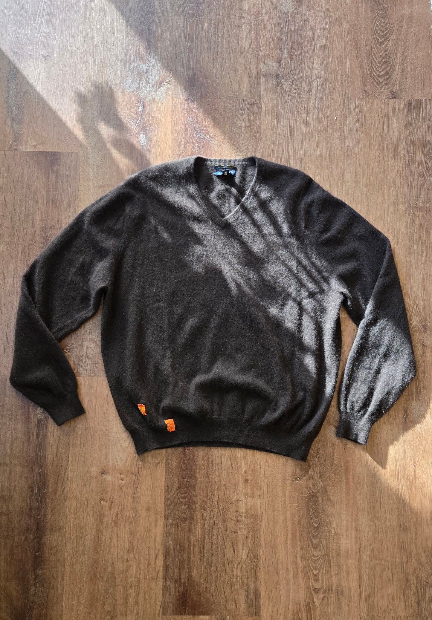 Brown cashmere v-neck sweater