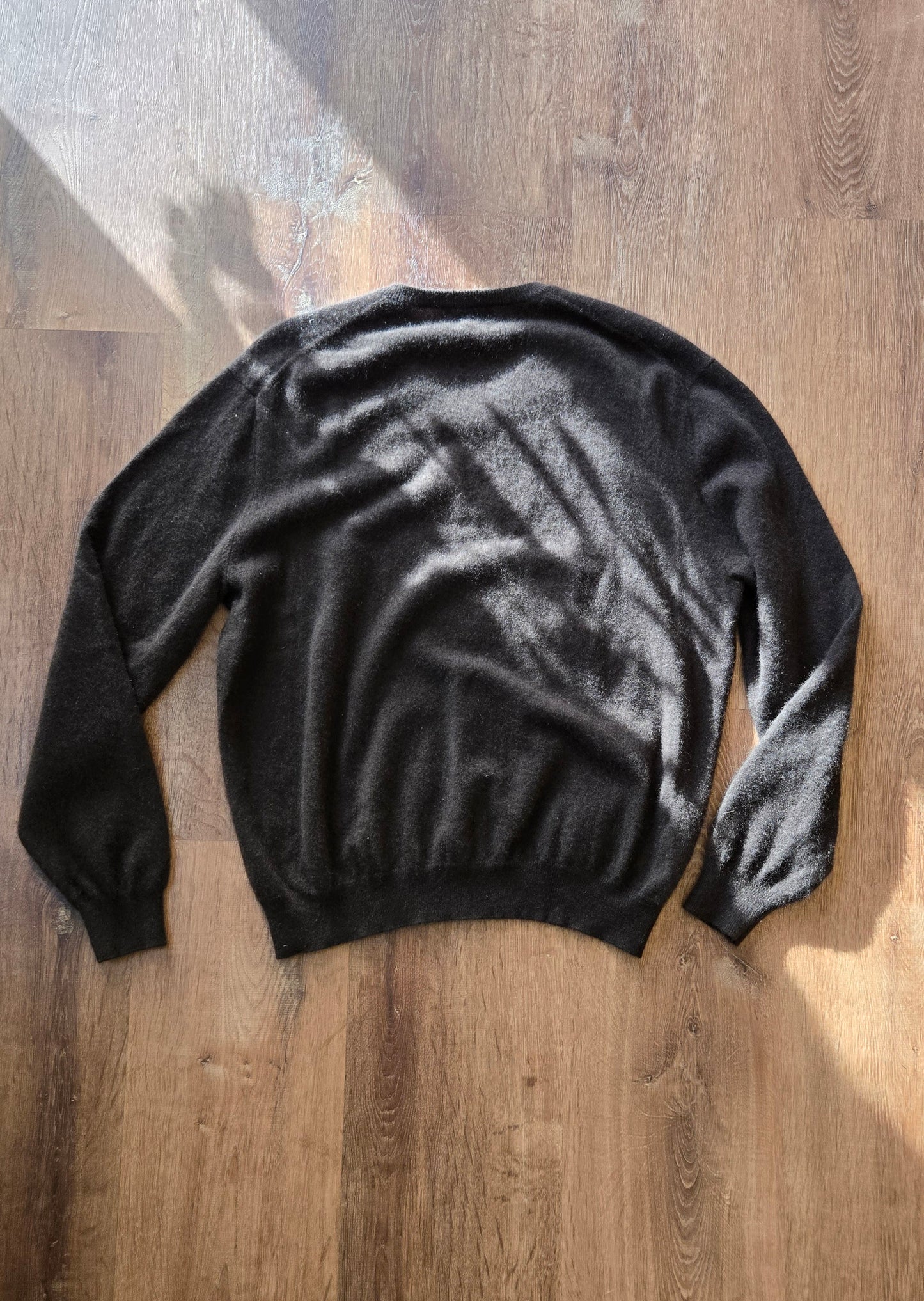 Brown cashmere v-neck sweater