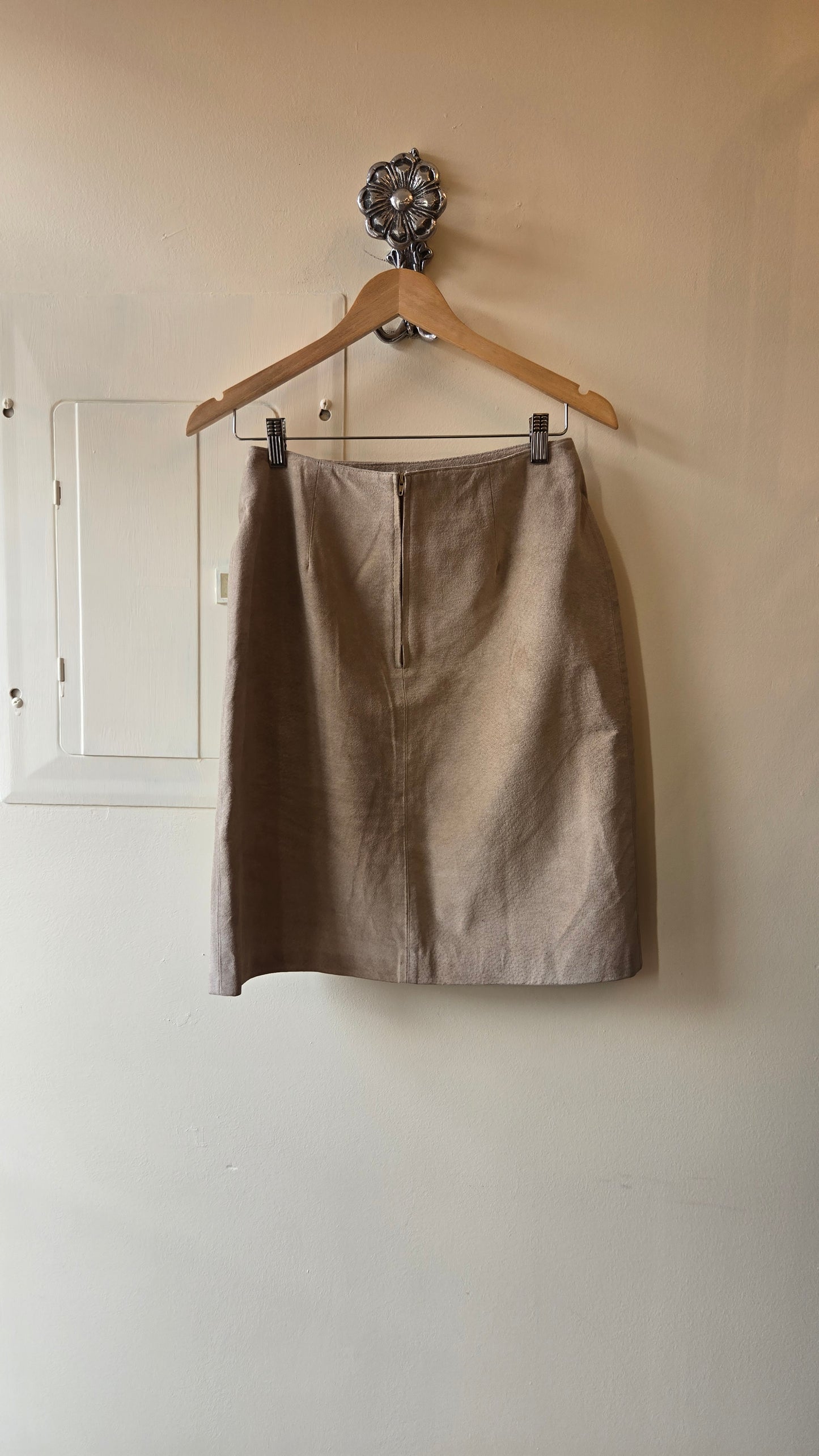 Margaret Godfrey beige suede skirt with slit