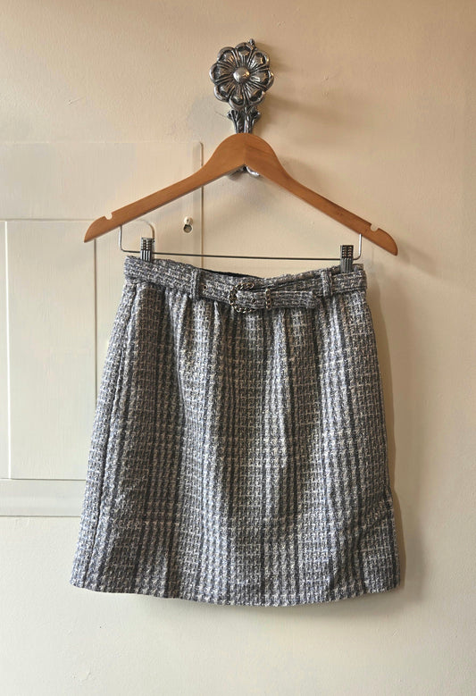 Chanel-esque grey boucle miniskirt w belt