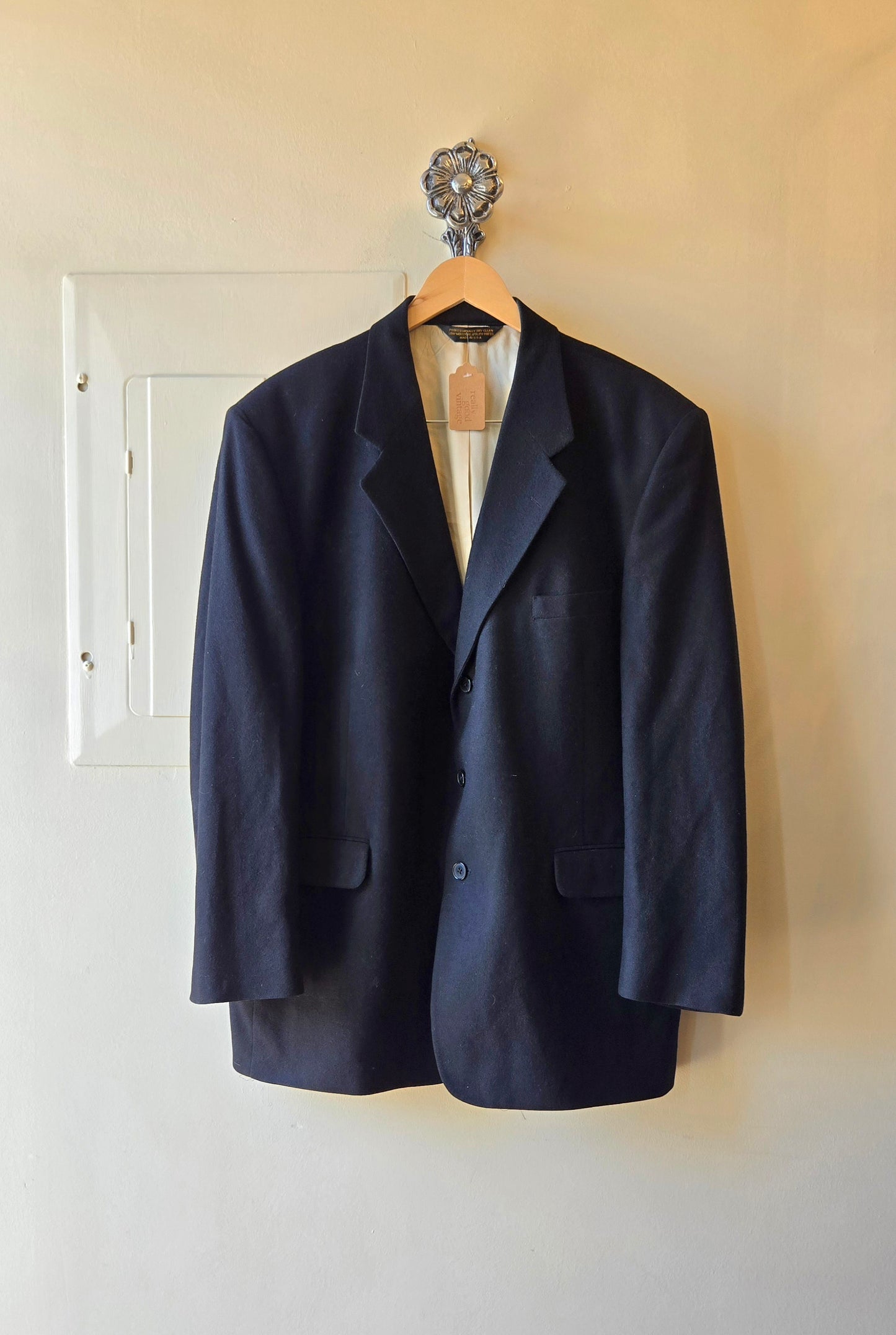 Academy Awards black cashmere blazer