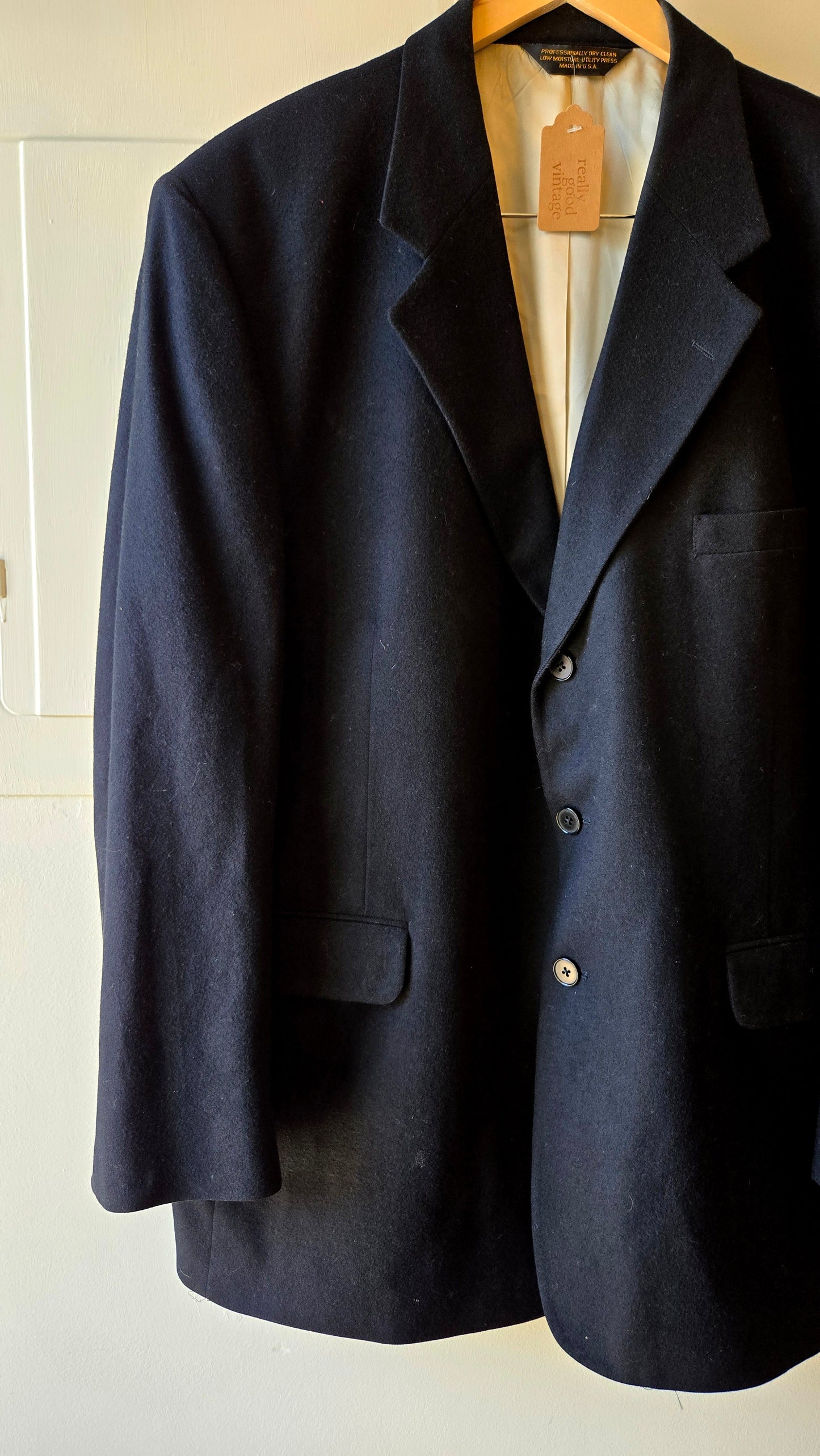 Academy Awards black cashmere blazer